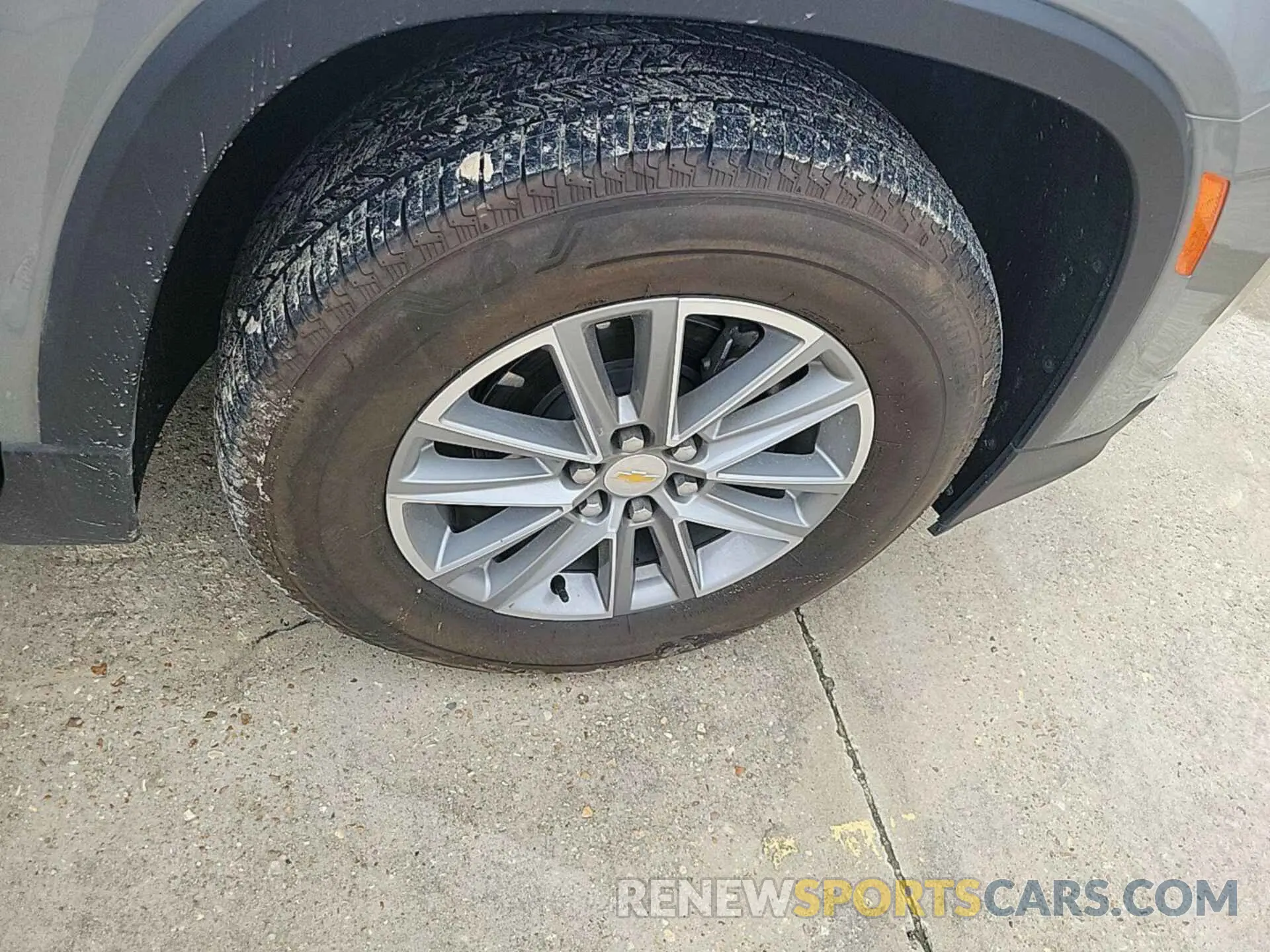 26 Photograph of a damaged car 1GNERGKWXPJ247091 CHEVROLET TRAVERSE 2023
