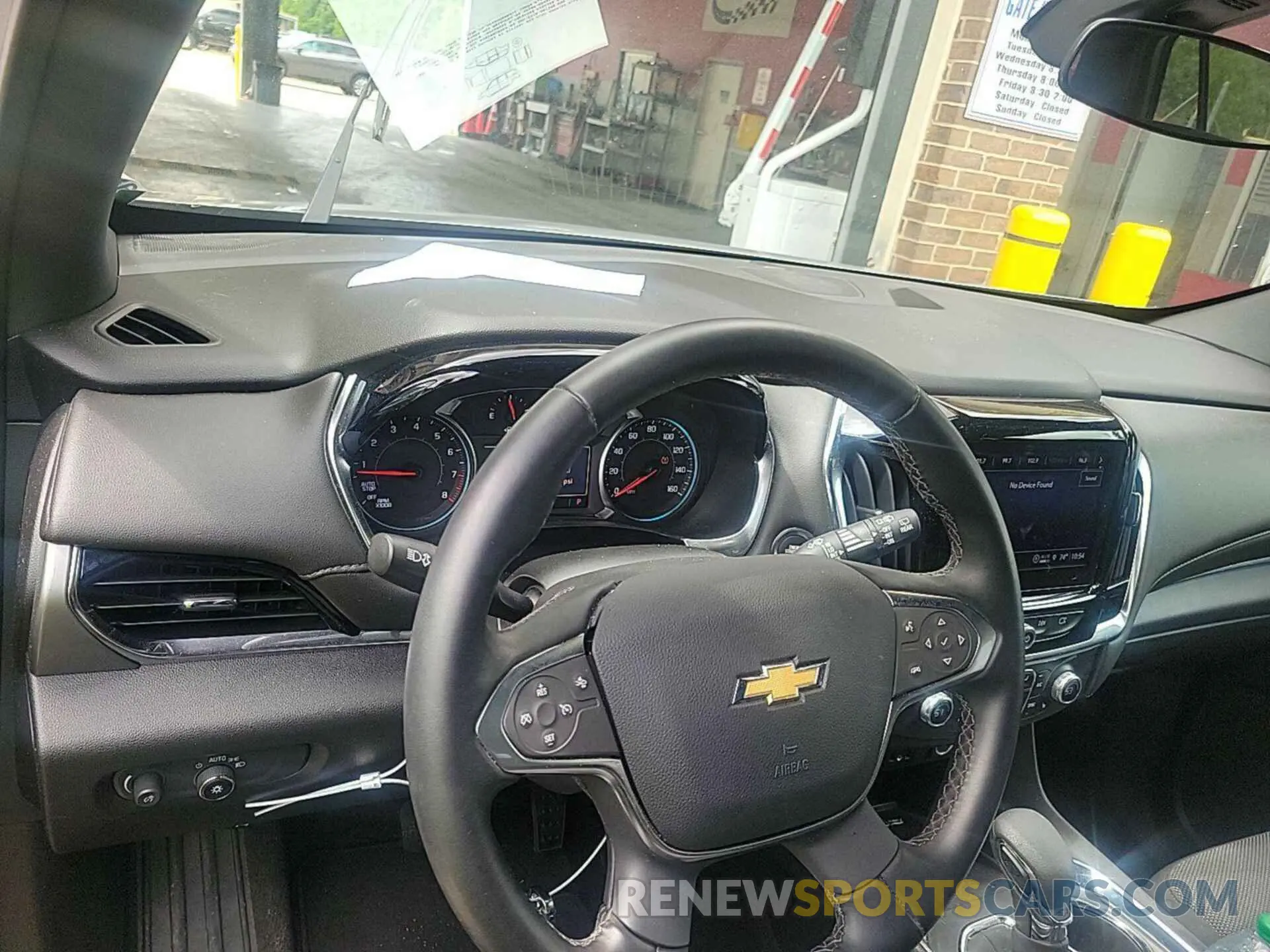 3 Photograph of a damaged car 1GNERGKWXPJ247091 CHEVROLET TRAVERSE 2023