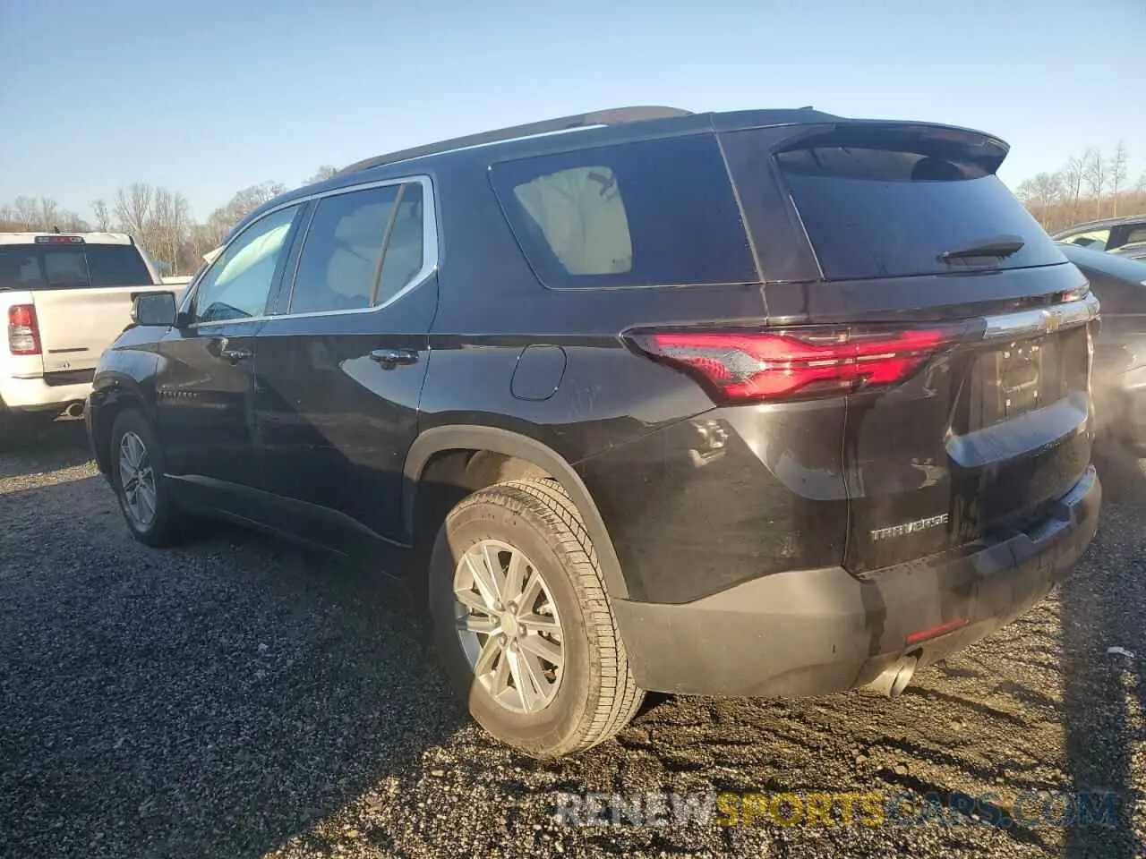 2 Photograph of a damaged car 1GNERGKWXPJ278454 CHEVROLET TRAVERSE 2023