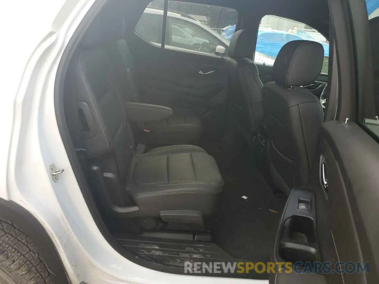 11 Photograph of a damaged car 1GNERHKW2PJ237483 CHEVROLET TRAVERSE 2023