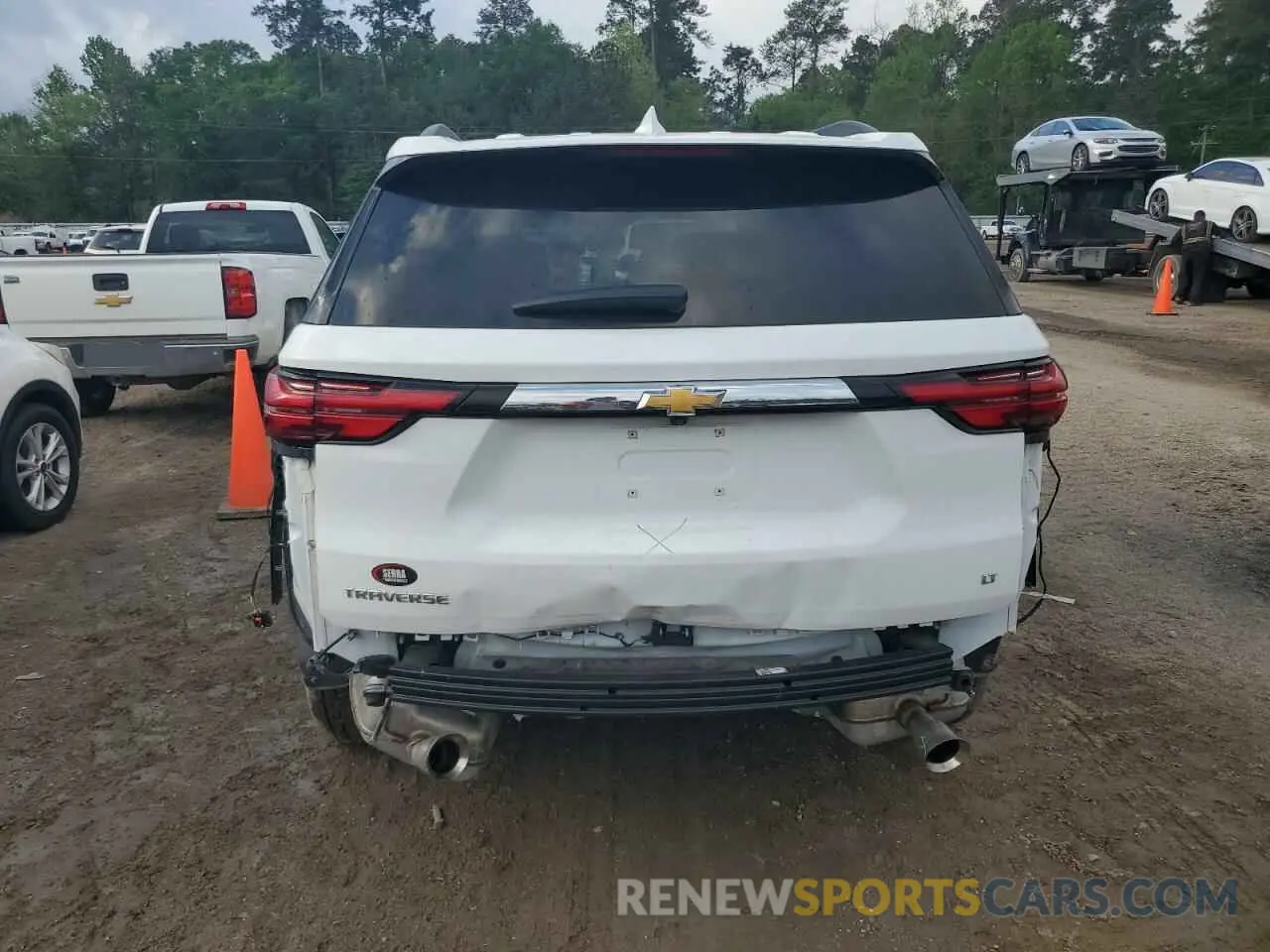 6 Photograph of a damaged car 1GNERHKW2PJ237483 CHEVROLET TRAVERSE 2023