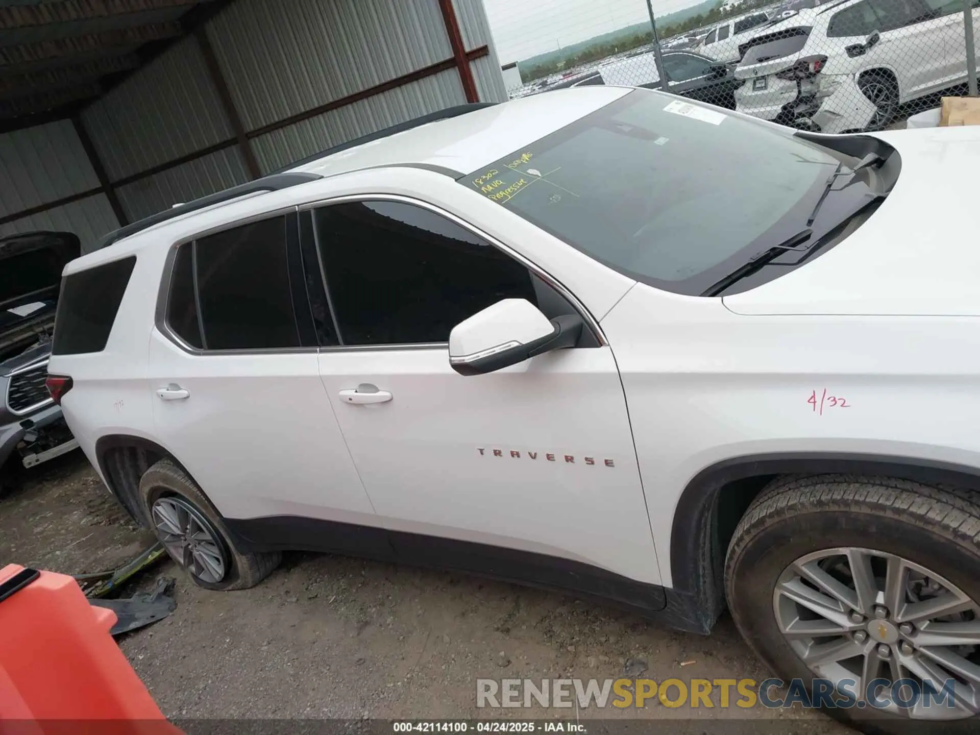 14 Photograph of a damaged car 1GNERHKWXPJ194379 CHEVROLET TRAVERSE 2023