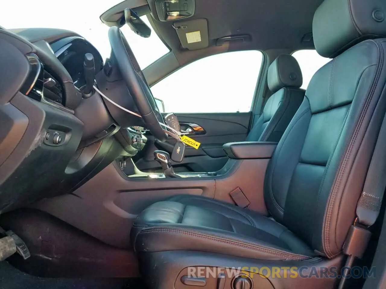 7 Photograph of a damaged car 1GNERJKW5PJ193132 CHEVROLET TRAVERSE 2023