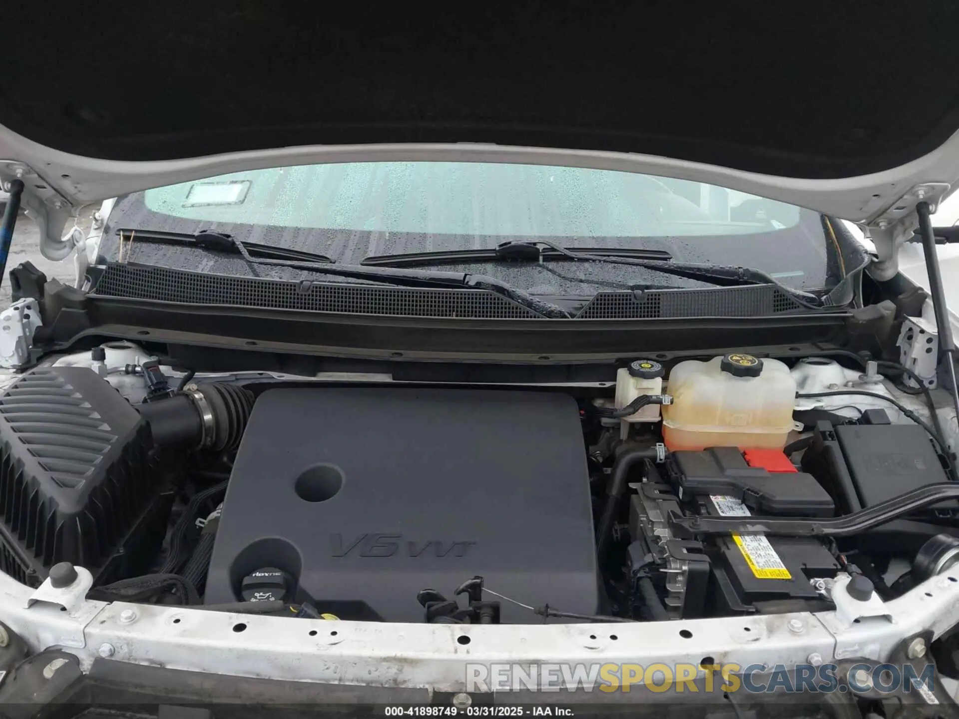 10 Photograph of a damaged car 1GNERJKWXPJ161017 CHEVROLET TRAVERSE 2023