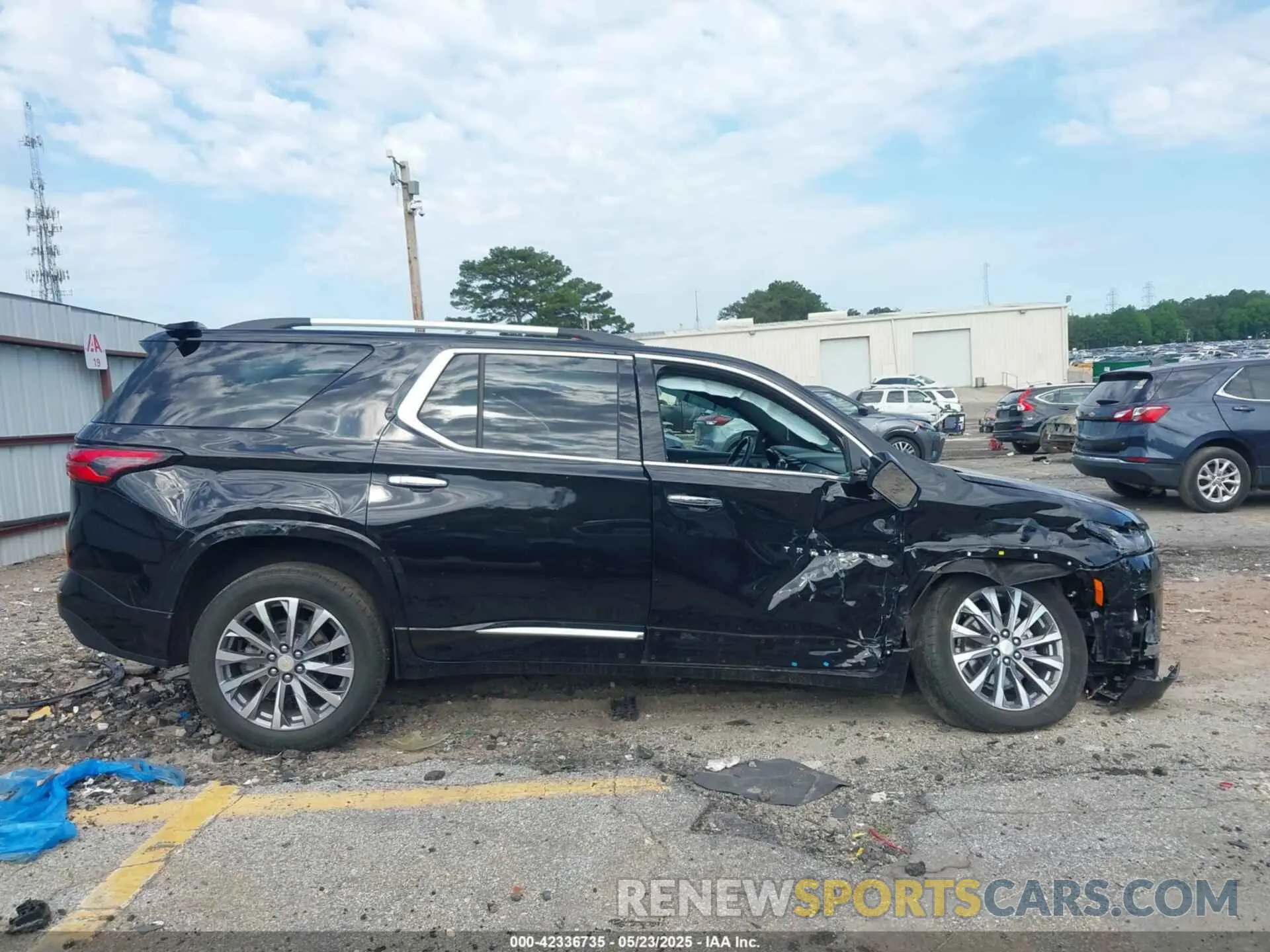 13 Photograph of a damaged car 1GNERKKW0PJ102130 CHEVROLET TRAVERSE 2023