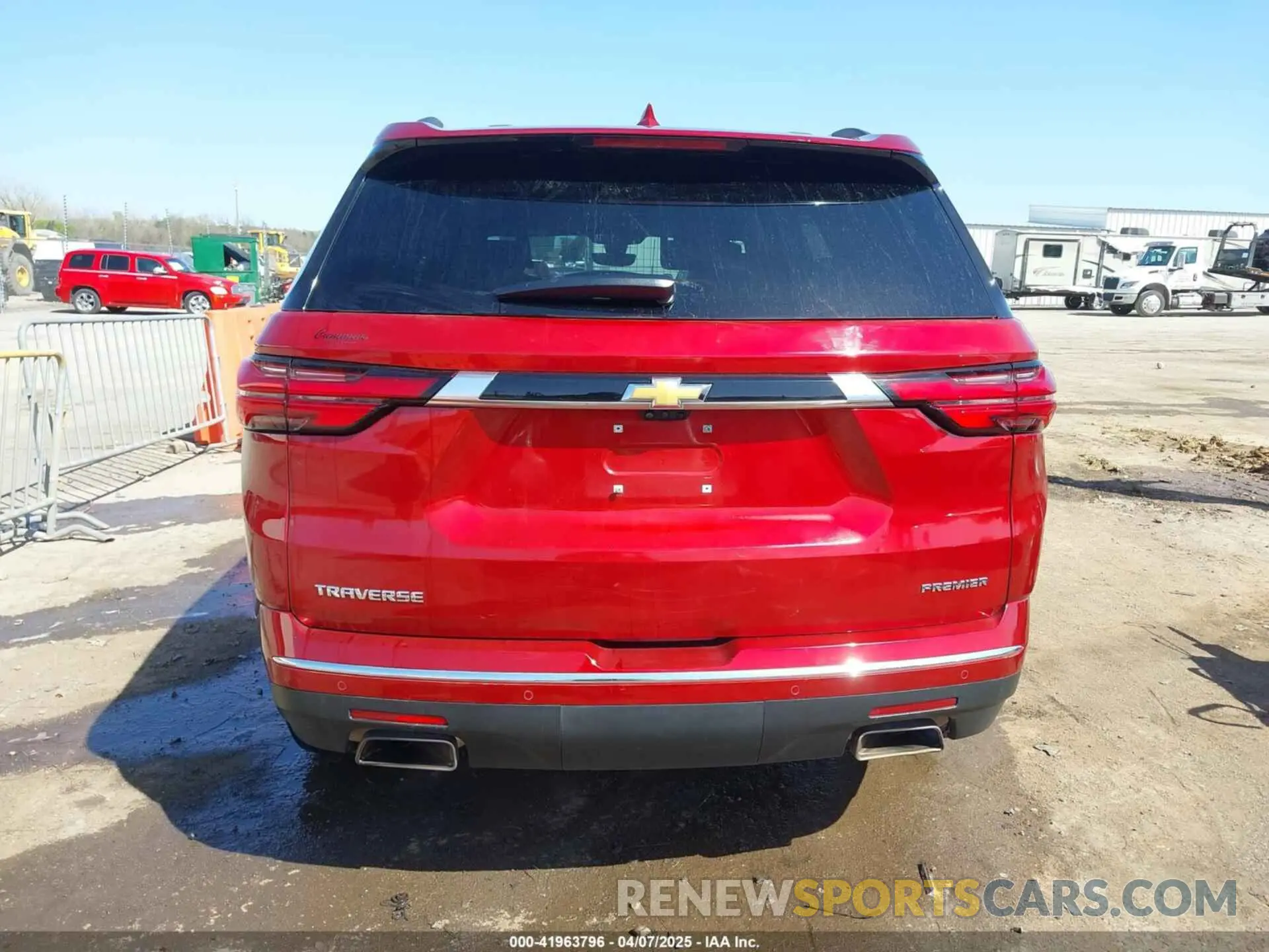16 Photograph of a damaged car 1GNERKKW1PJ114299 CHEVROLET TRAVERSE 2023