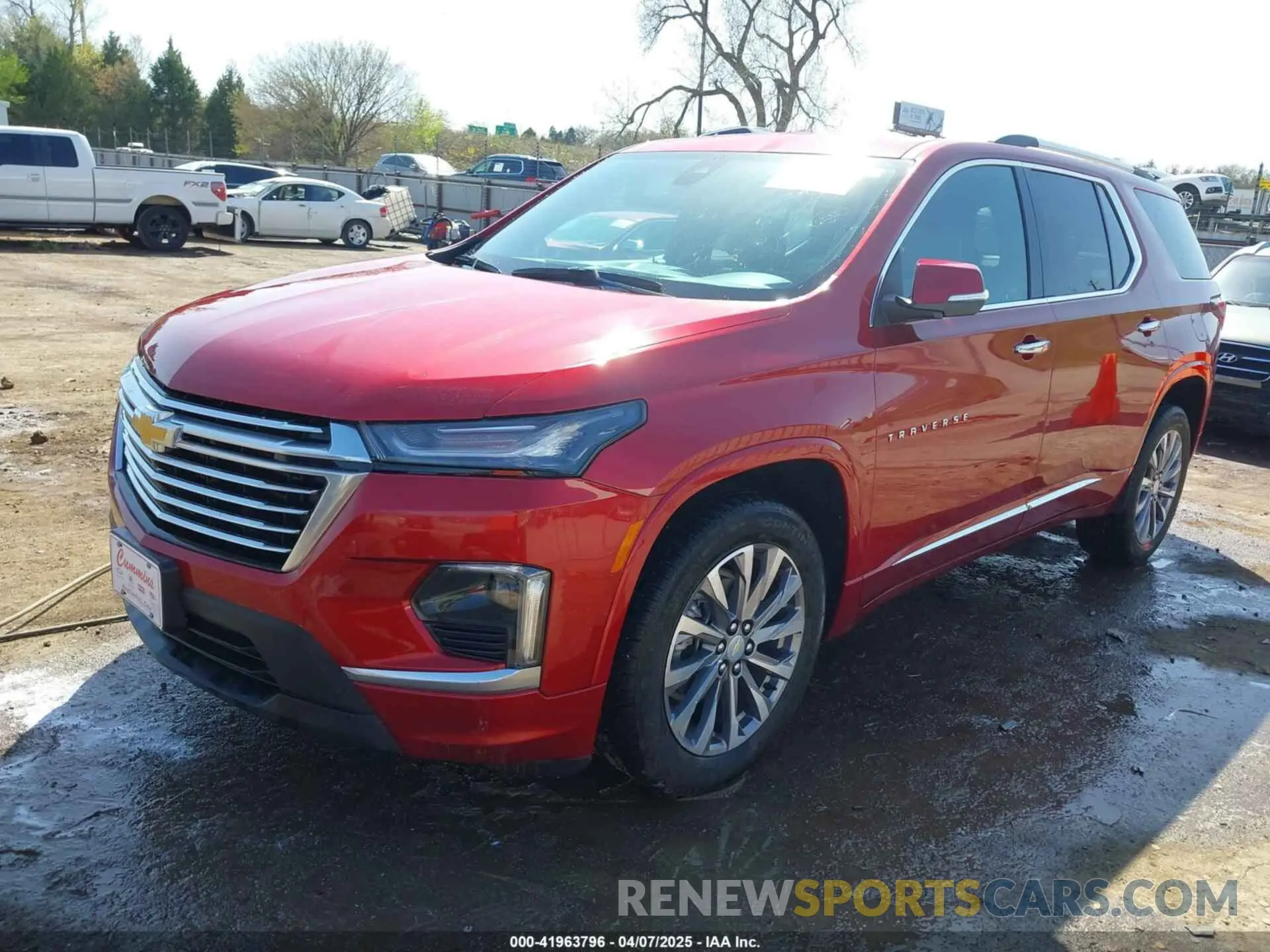 2 Photograph of a damaged car 1GNERKKW1PJ114299 CHEVROLET TRAVERSE 2023