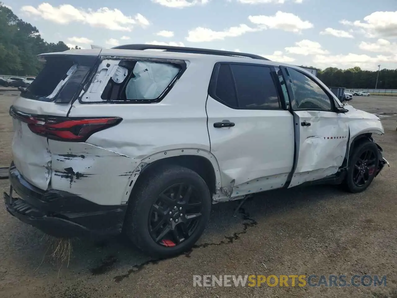 3 Photograph of a damaged car 1GNERKKW1PJ238878 CHEVROLET TRAVERSE 2023