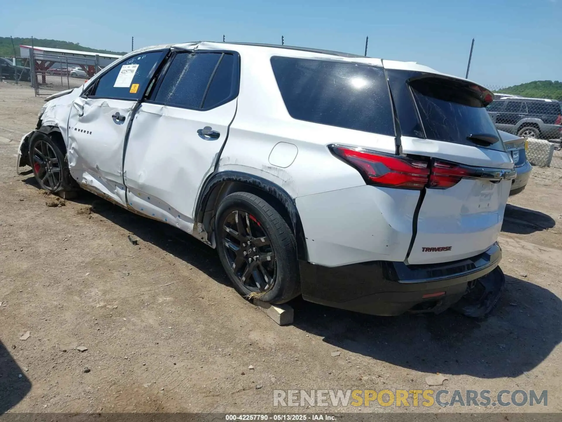 3 Photograph of a damaged car 1GNERKKW2PJ308520 CHEVROLET TRAVERSE 2023