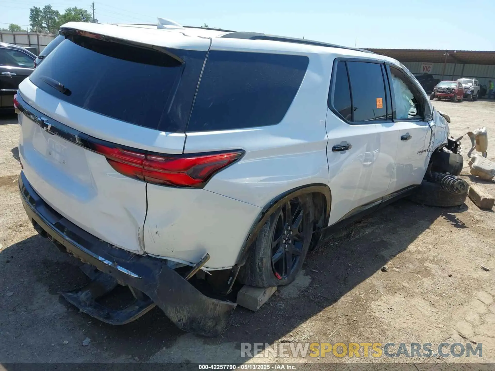 4 Photograph of a damaged car 1GNERKKW2PJ308520 CHEVROLET TRAVERSE 2023