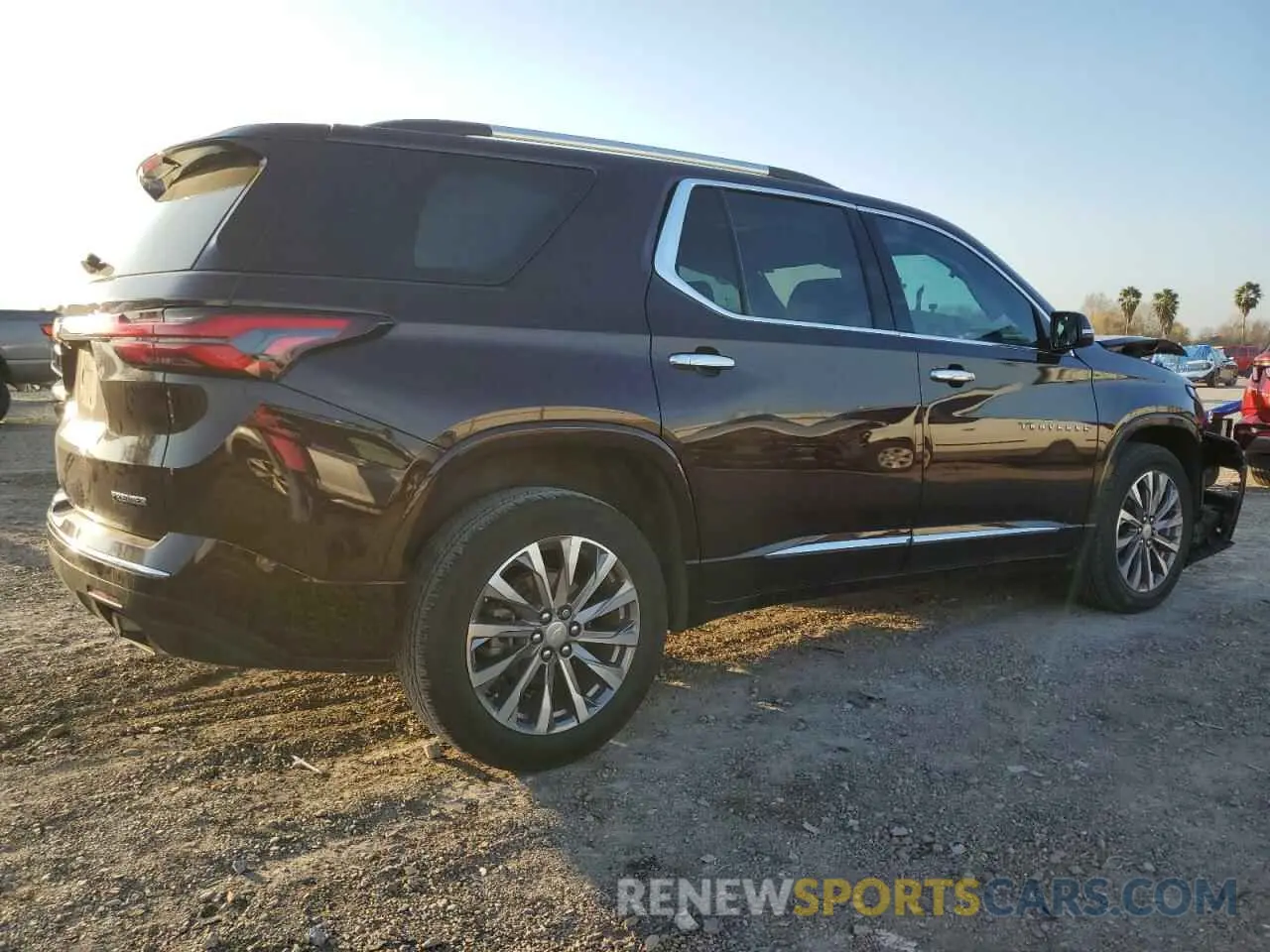 3 Photograph of a damaged car 1GNERKKW4PJ102325 CHEVROLET TRAVERSE 2023