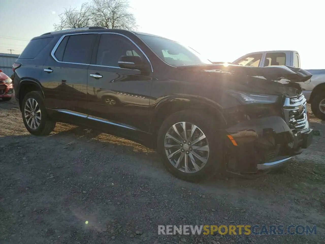 4 Photograph of a damaged car 1GNERKKW4PJ102325 CHEVROLET TRAVERSE 2023