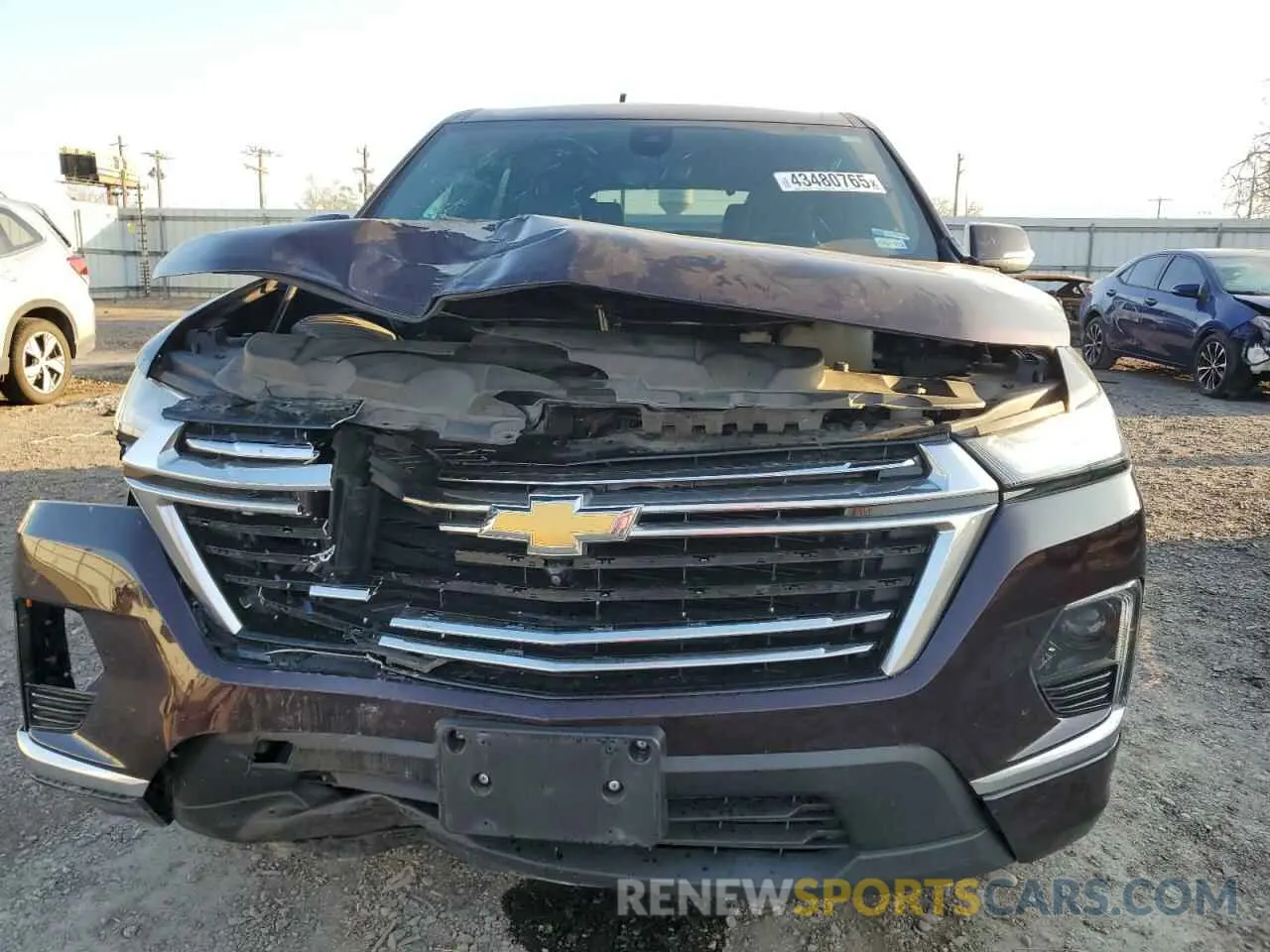 5 Photograph of a damaged car 1GNERKKW4PJ102325 CHEVROLET TRAVERSE 2023