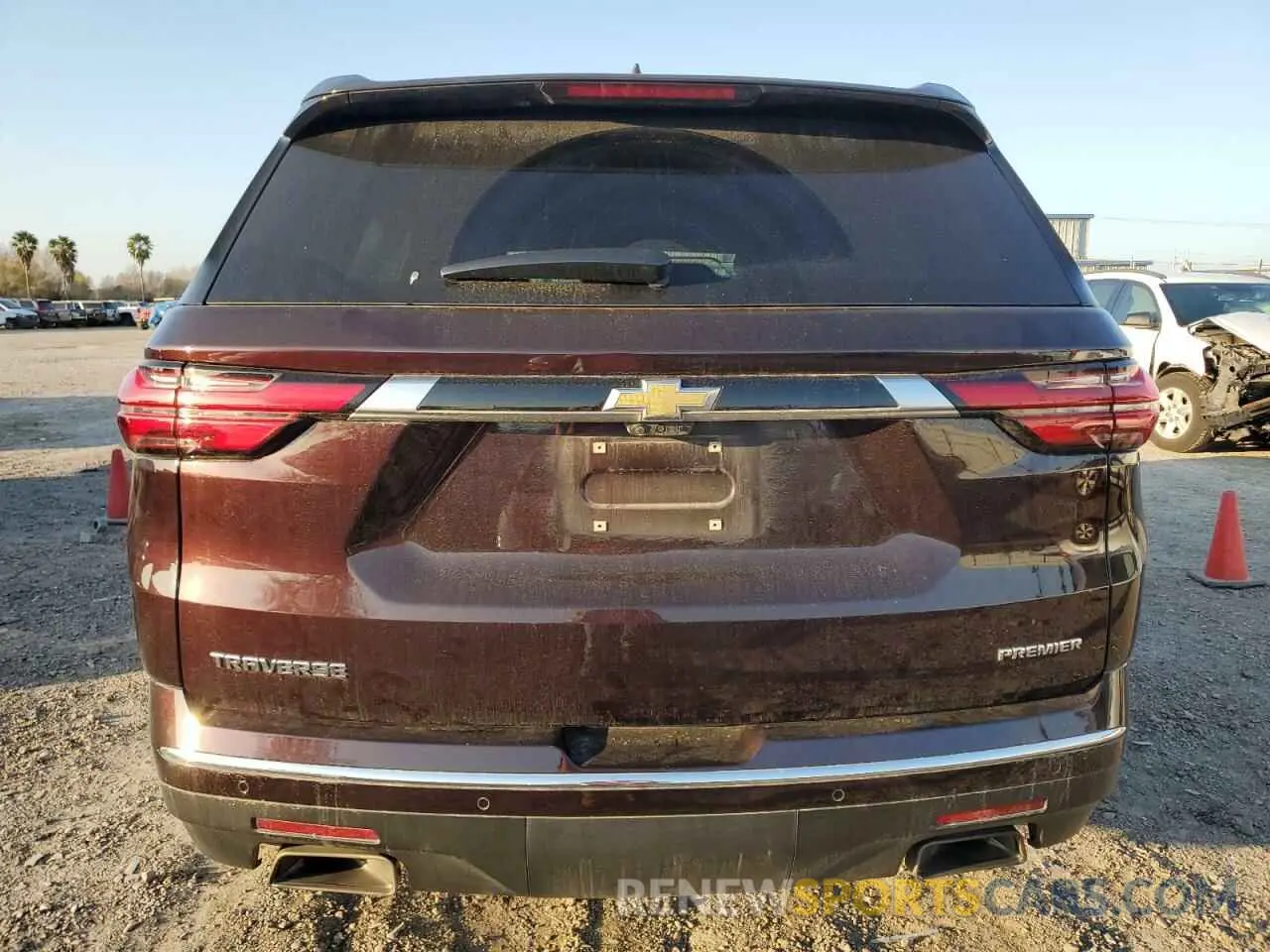 6 Photograph of a damaged car 1GNERKKW4PJ102325 CHEVROLET TRAVERSE 2023
