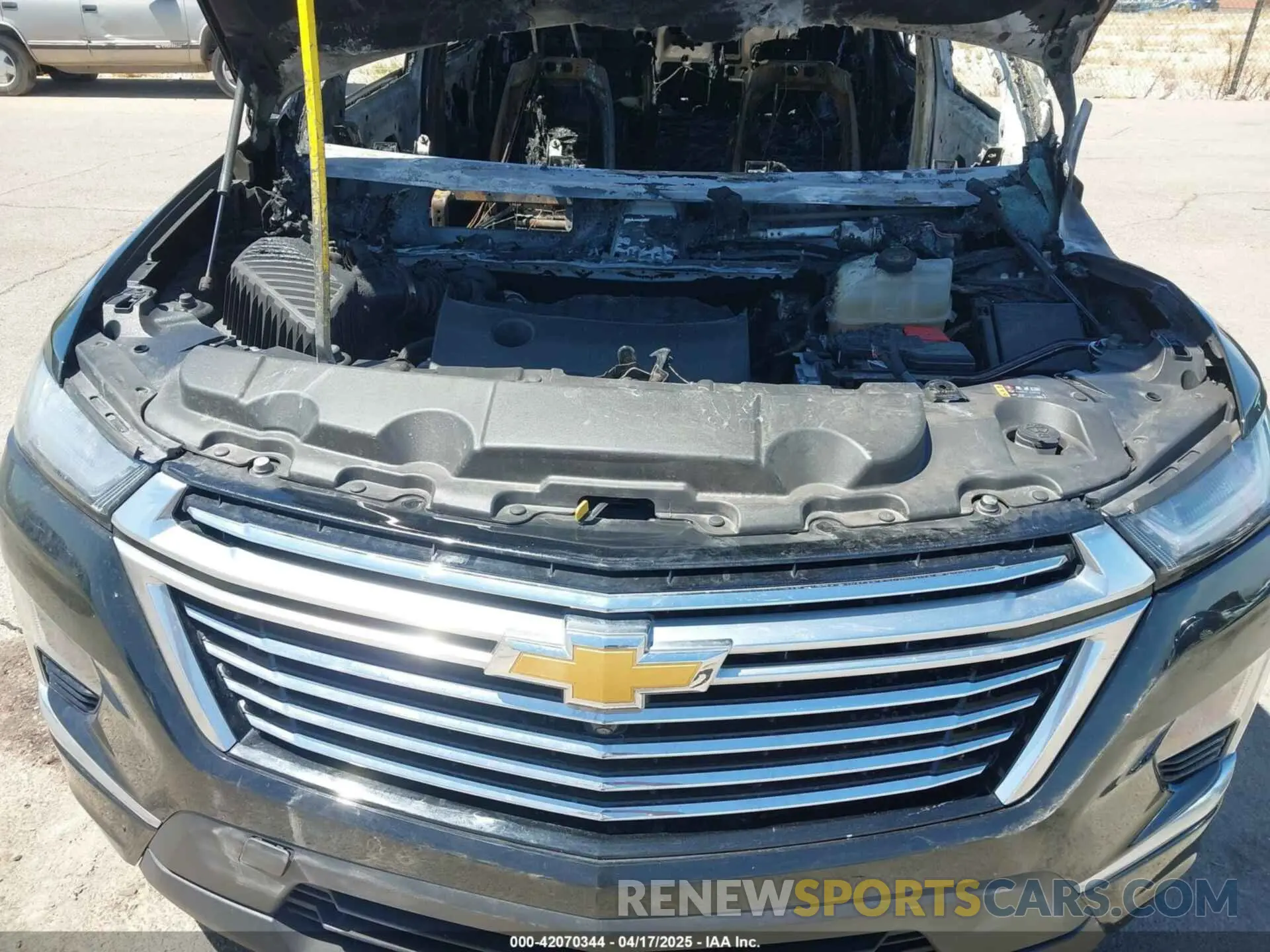 10 Photograph of a damaged car 1GNERKKW7PJ314975 CHEVROLET TRAVERSE 2023