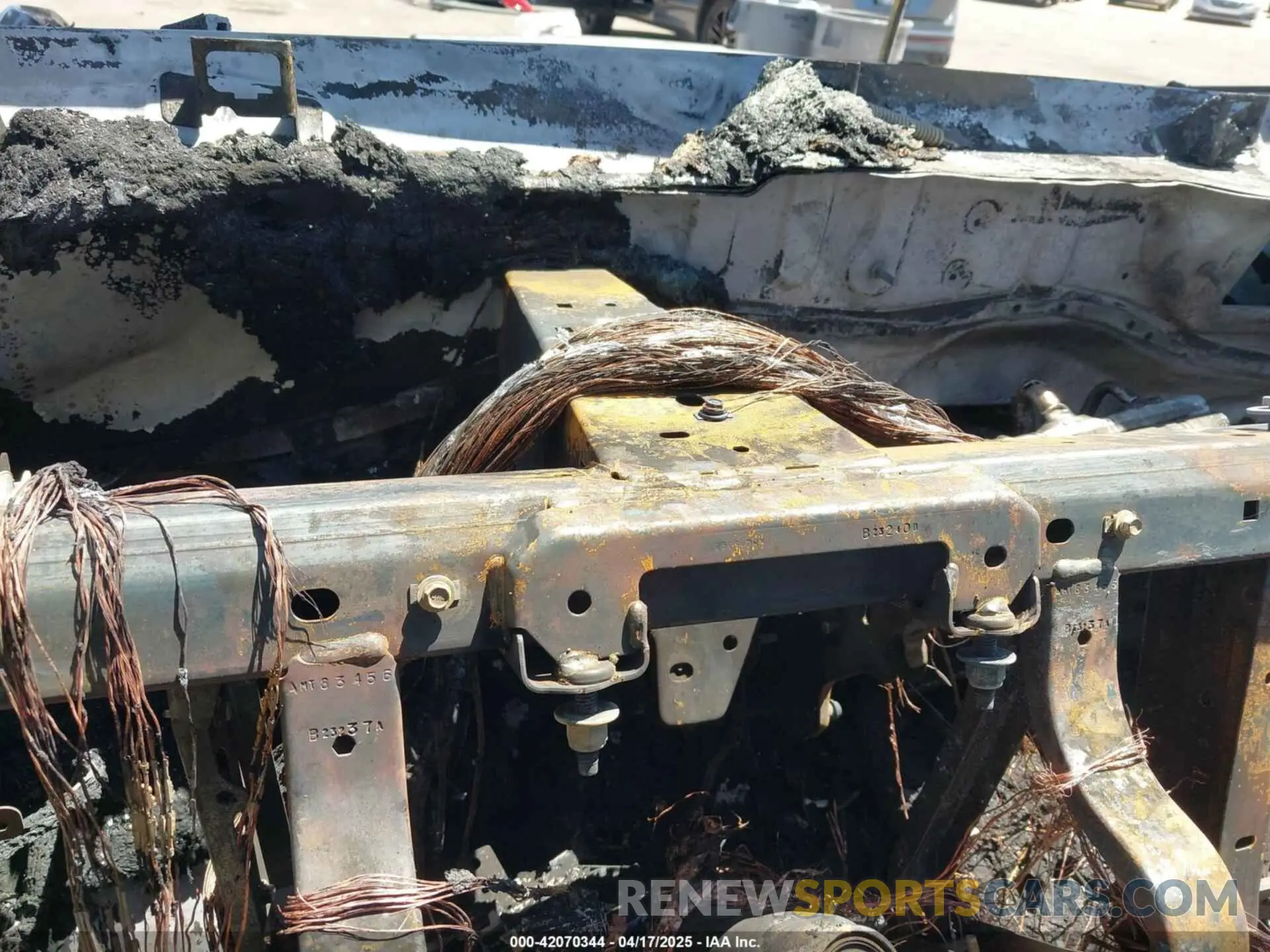 7 Photograph of a damaged car 1GNERKKW7PJ314975 CHEVROLET TRAVERSE 2023