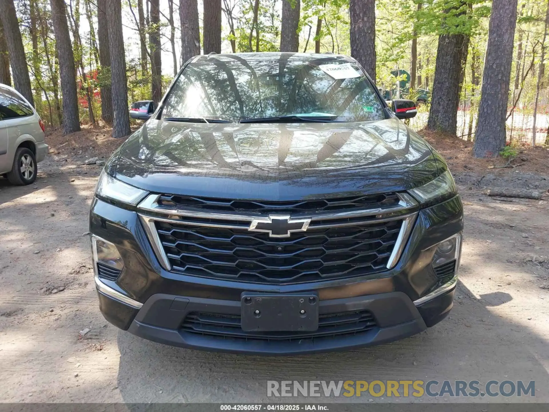 13 Photograph of a damaged car 1GNERKKW8PJ334863 CHEVROLET TRAVERSE 2023