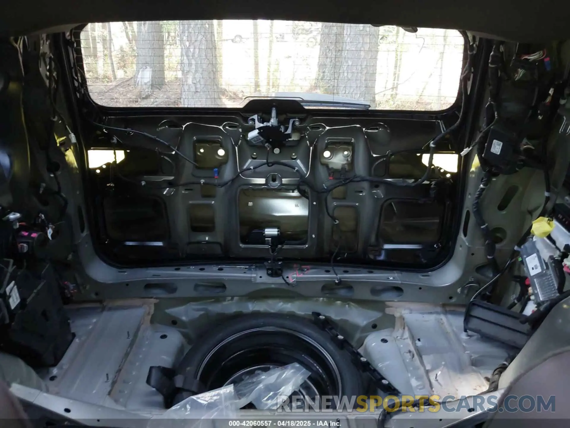 20 Photograph of a damaged car 1GNERKKW8PJ334863 CHEVROLET TRAVERSE 2023