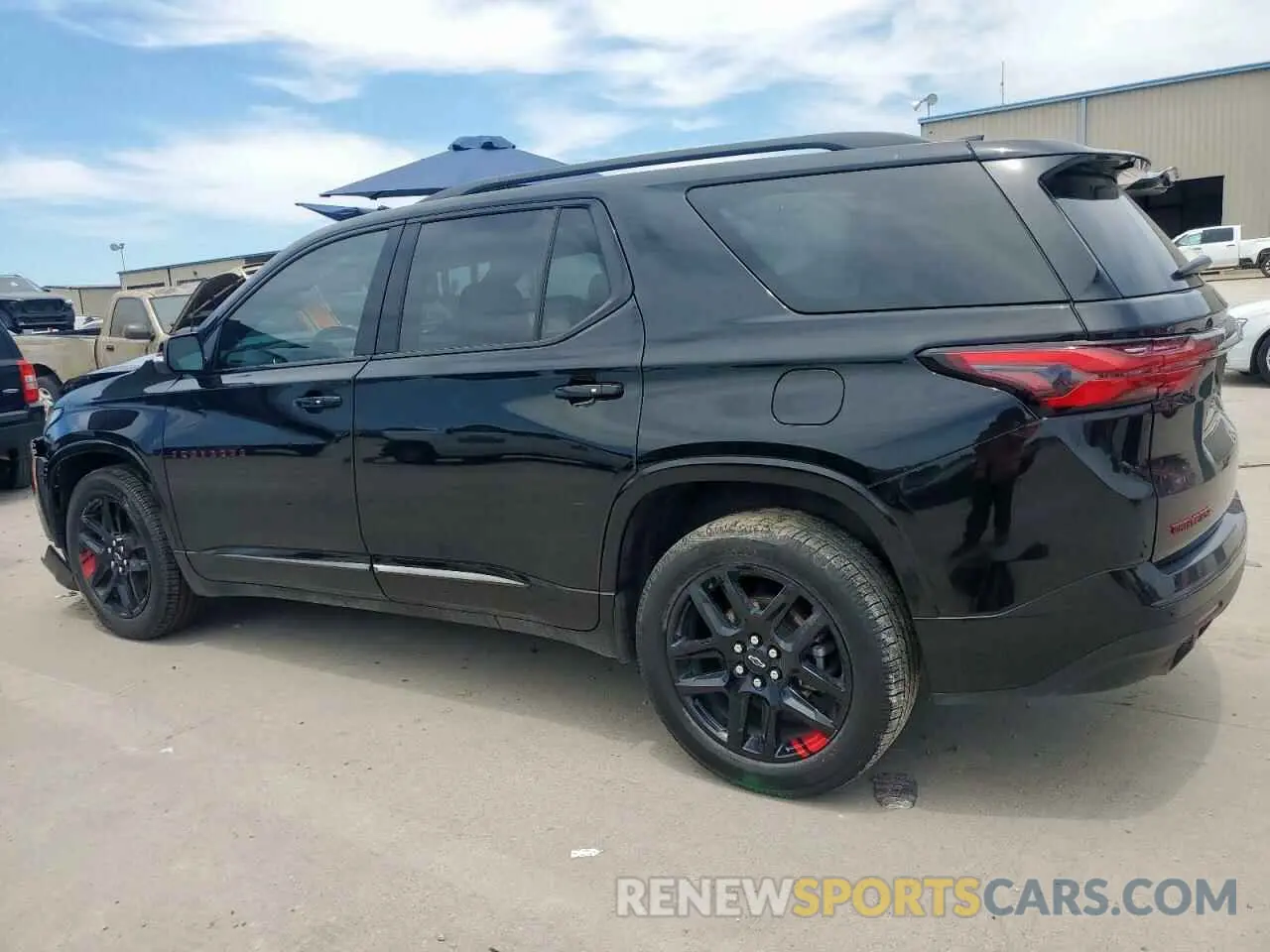 2 Photograph of a damaged car 1GNERKKWXPJ182441 CHEVROLET TRAVERSE 2023