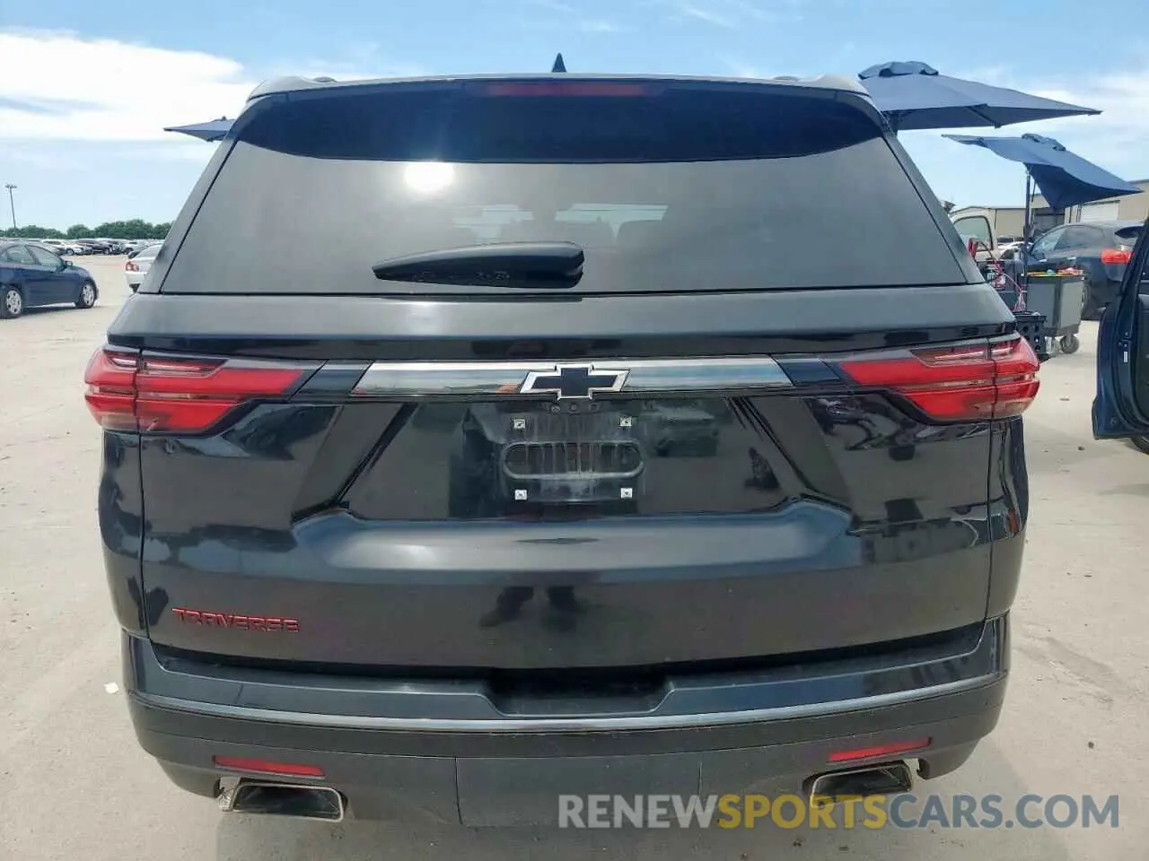 6 Photograph of a damaged car 1GNERKKWXPJ182441 CHEVROLET TRAVERSE 2023