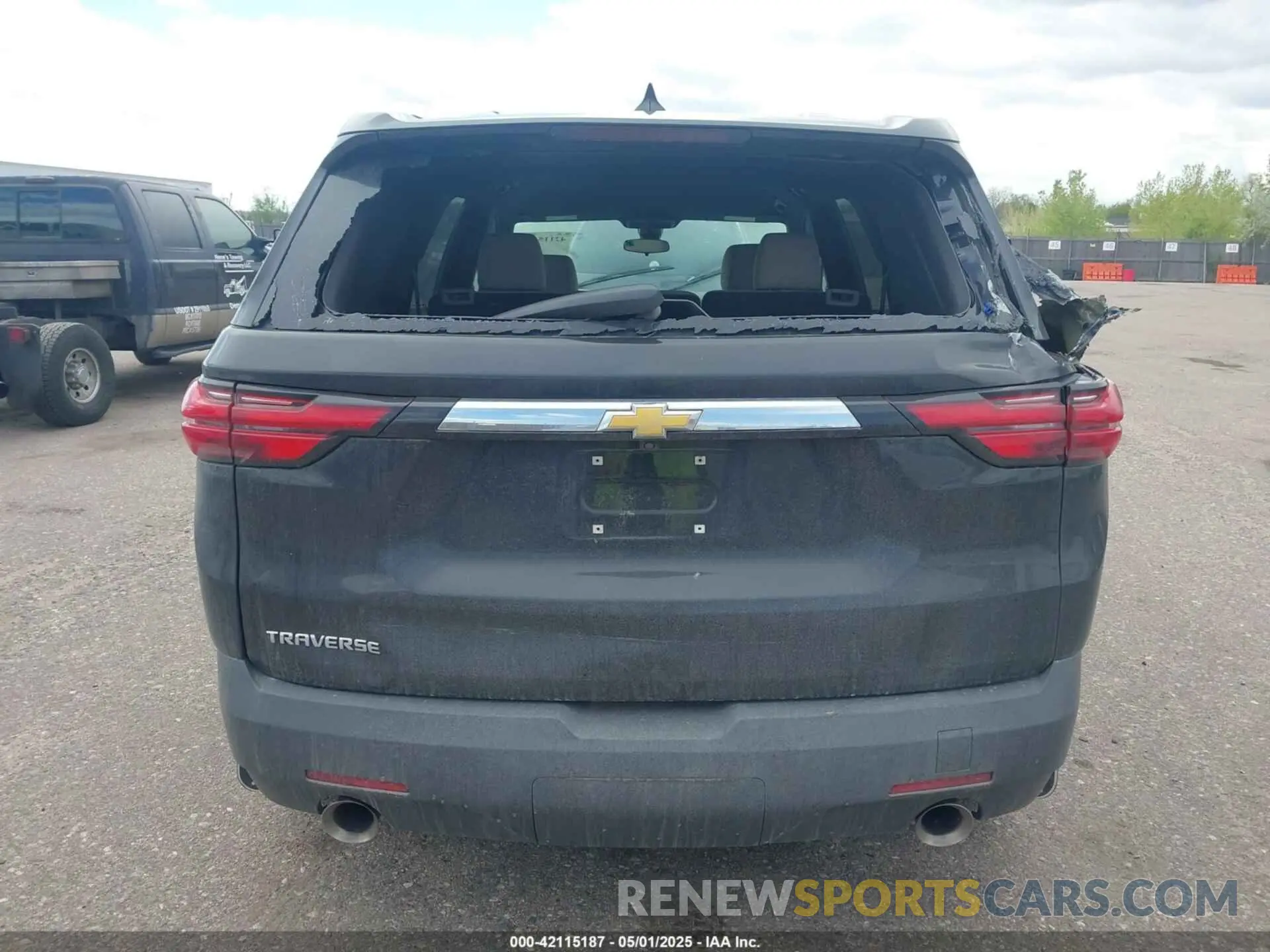 16 Photograph of a damaged car 1GNERLKW7PJ242259 CHEVROLET TRAVERSE 2023