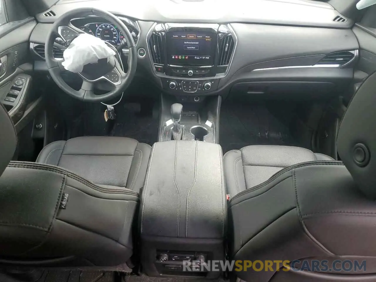 8 Photograph of a damaged car 1GNERNKW8PJ250219 CHEVROLET TRAVERSE 2023