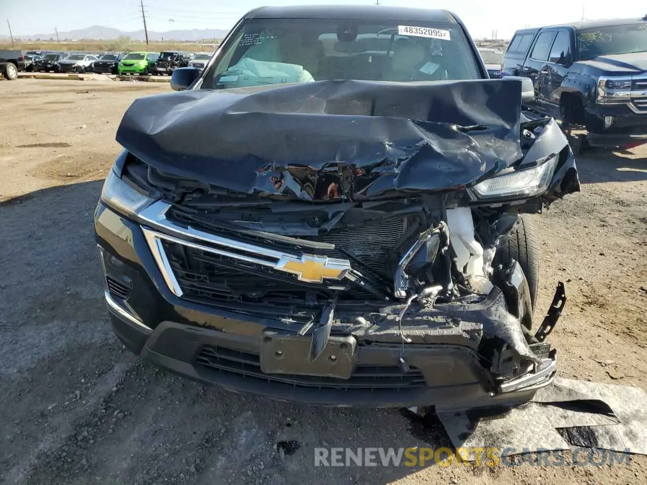 5 Photograph of a damaged car 1GNEVFKW0PJ211142 CHEVROLET TRAVERSE 2023