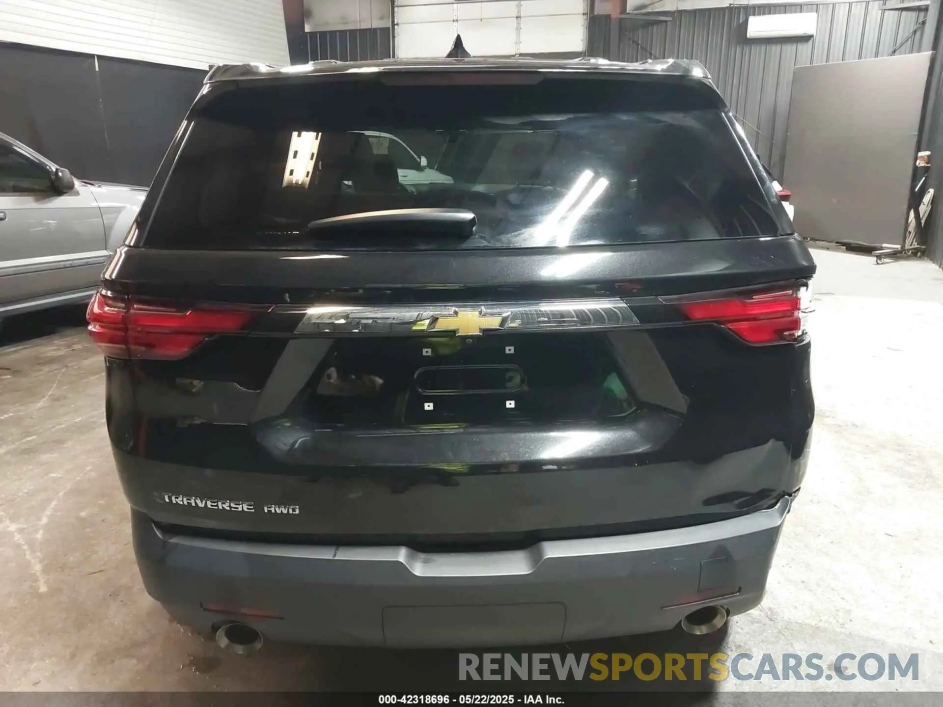 16 Photograph of a damaged car 1GNEVFKW4PJ206915 CHEVROLET TRAVERSE 2023