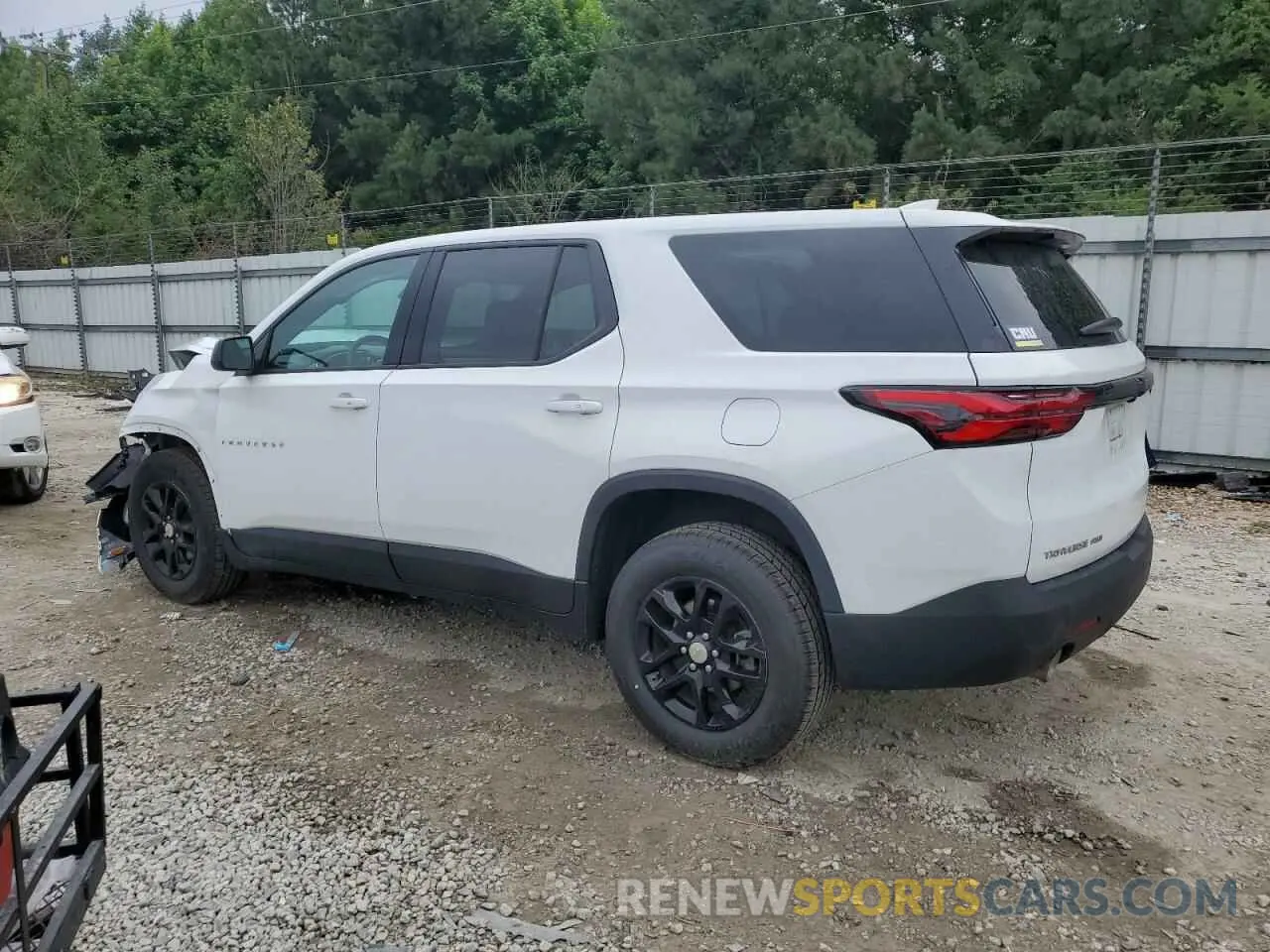 2 Photograph of a damaged car 1GNEVFKW5PJ143078 CHEVROLET TRAVERSE 2023