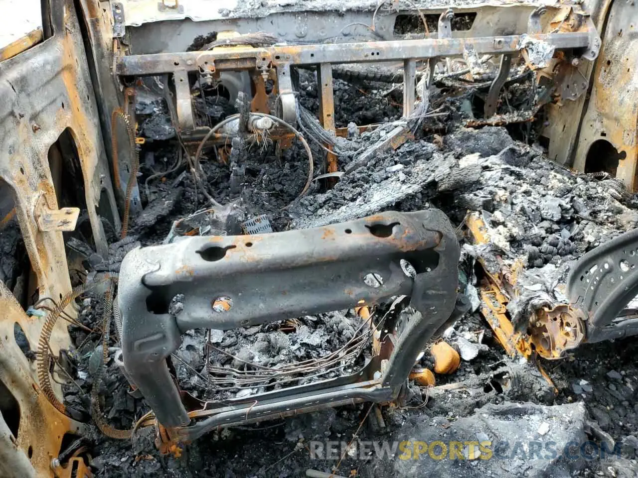 8 Photograph of a damaged car 1GNEVFKW6PJ316350 CHEVROLET TRAVERSE 2023