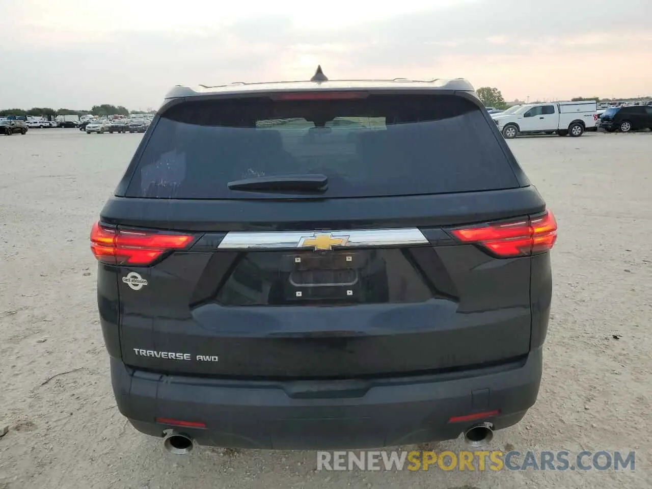 6 Photograph of a damaged car 1GNEVFKW7PJ334503 CHEVROLET TRAVERSE 2023