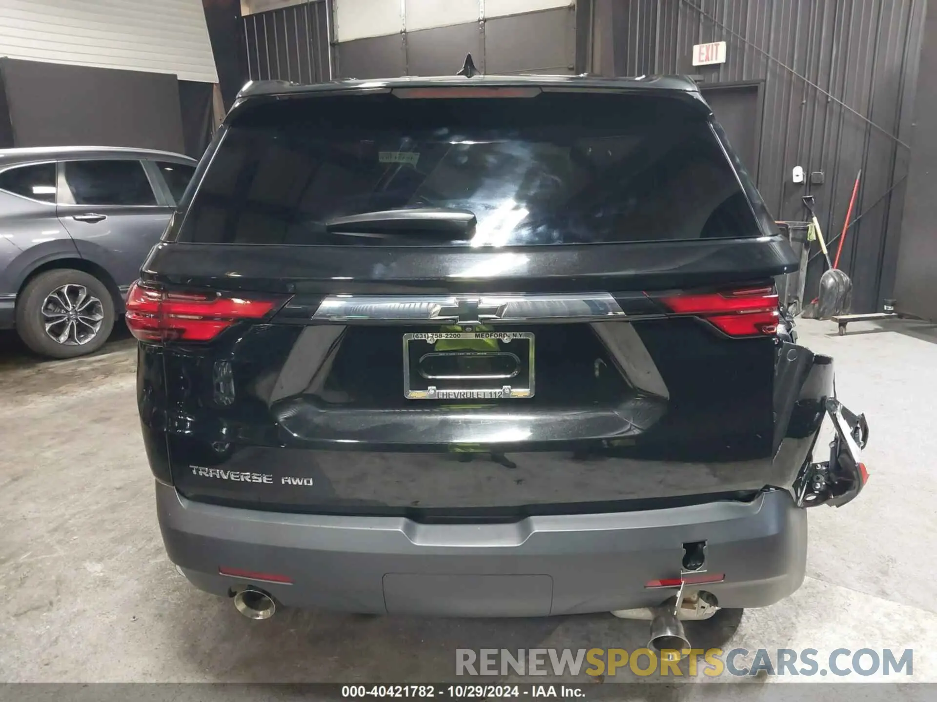 16 Photograph of a damaged car 1GNEVFKW8PJ207212 CHEVROLET TRAVERSE 2023