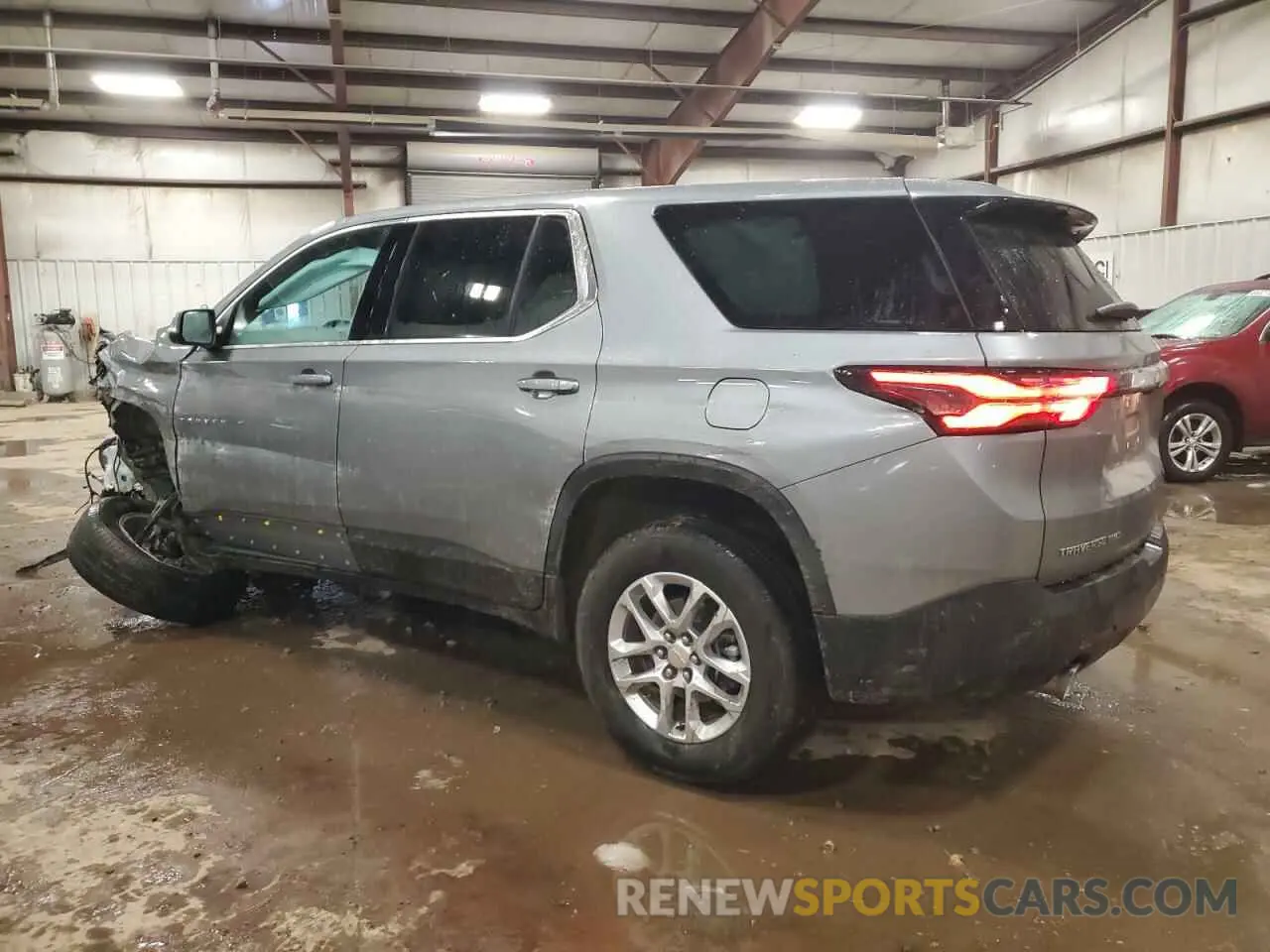 2 Photograph of a damaged car 1GNEVFKW8PJ333117 CHEVROLET TRAVERSE 2023