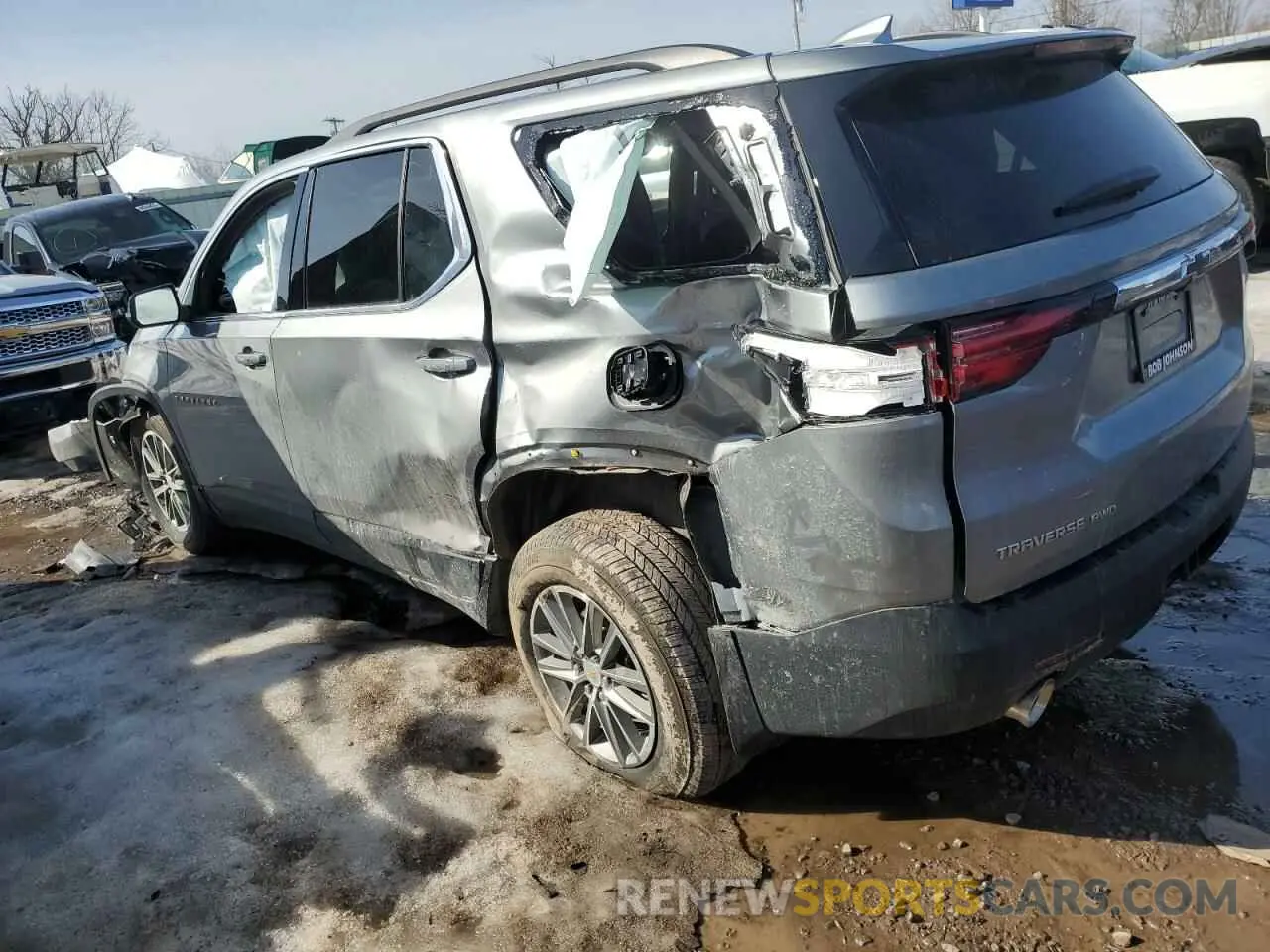 2 Photograph of a damaged car 1GNEVGKW0PJ255020 CHEVROLET TRAVERSE 2023