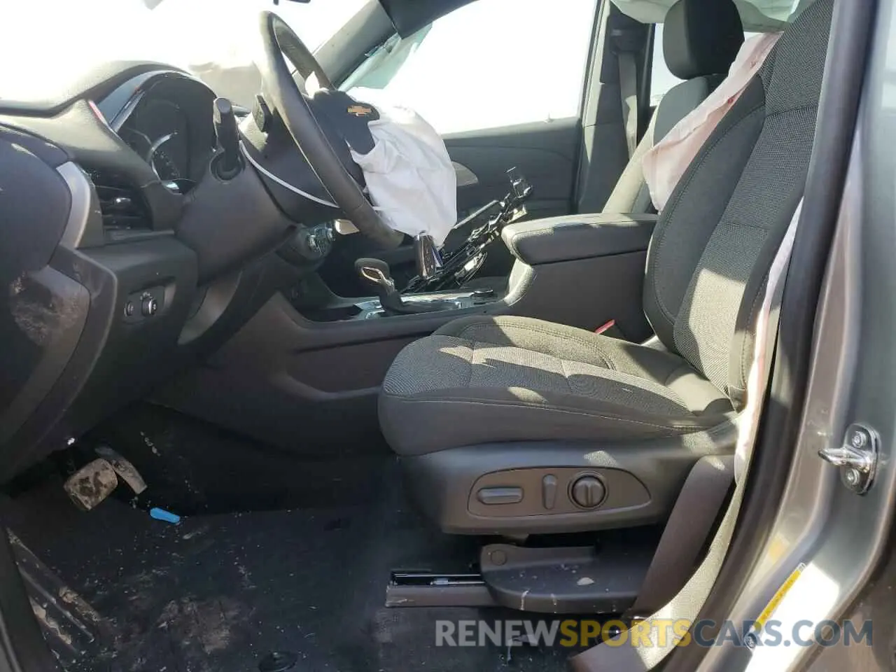 7 Photograph of a damaged car 1GNEVGKW0PJ255020 CHEVROLET TRAVERSE 2023