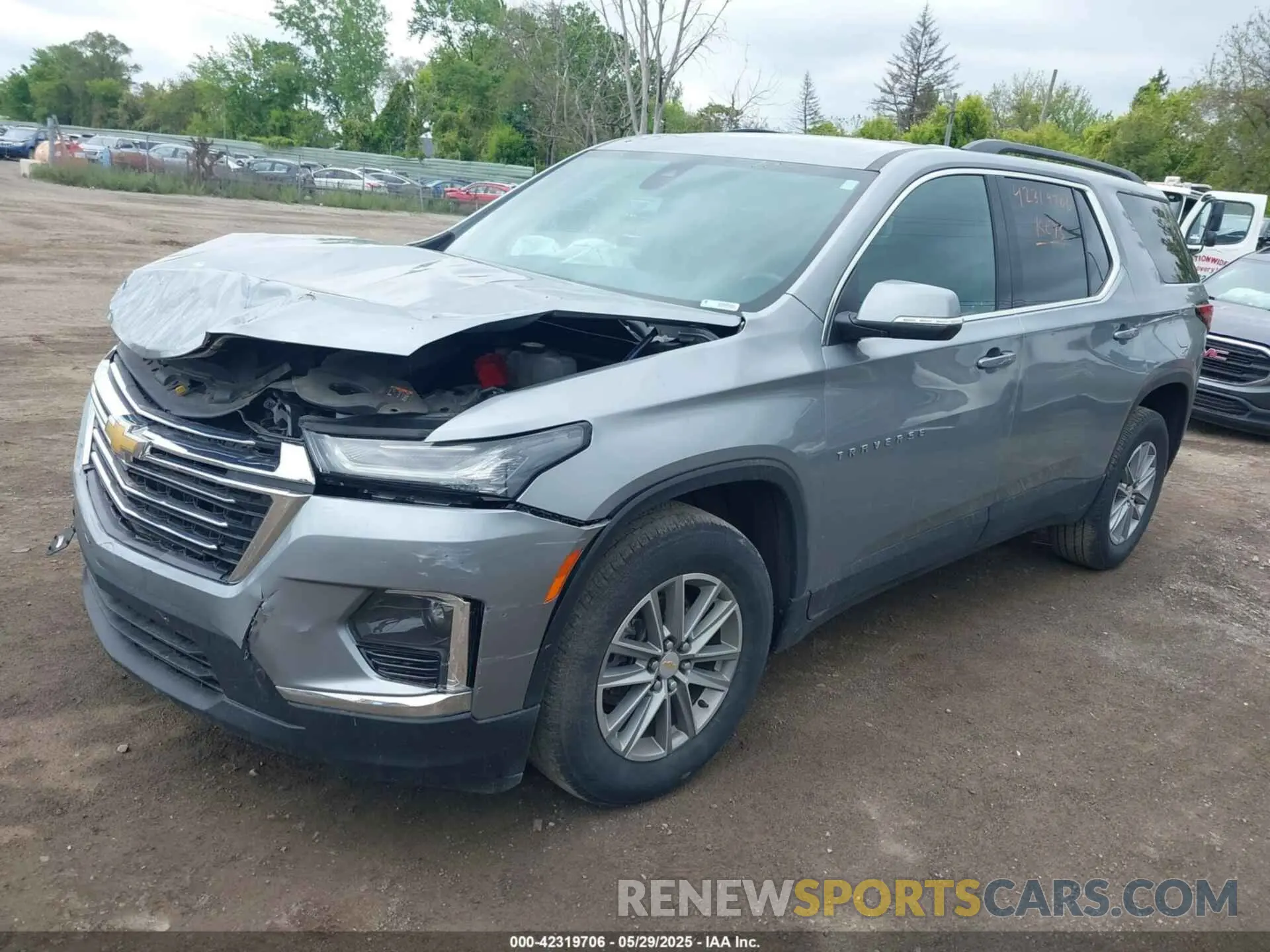 2 Photograph of a damaged car 1GNEVGKW0PJ301882 CHEVROLET TRAVERSE 2023