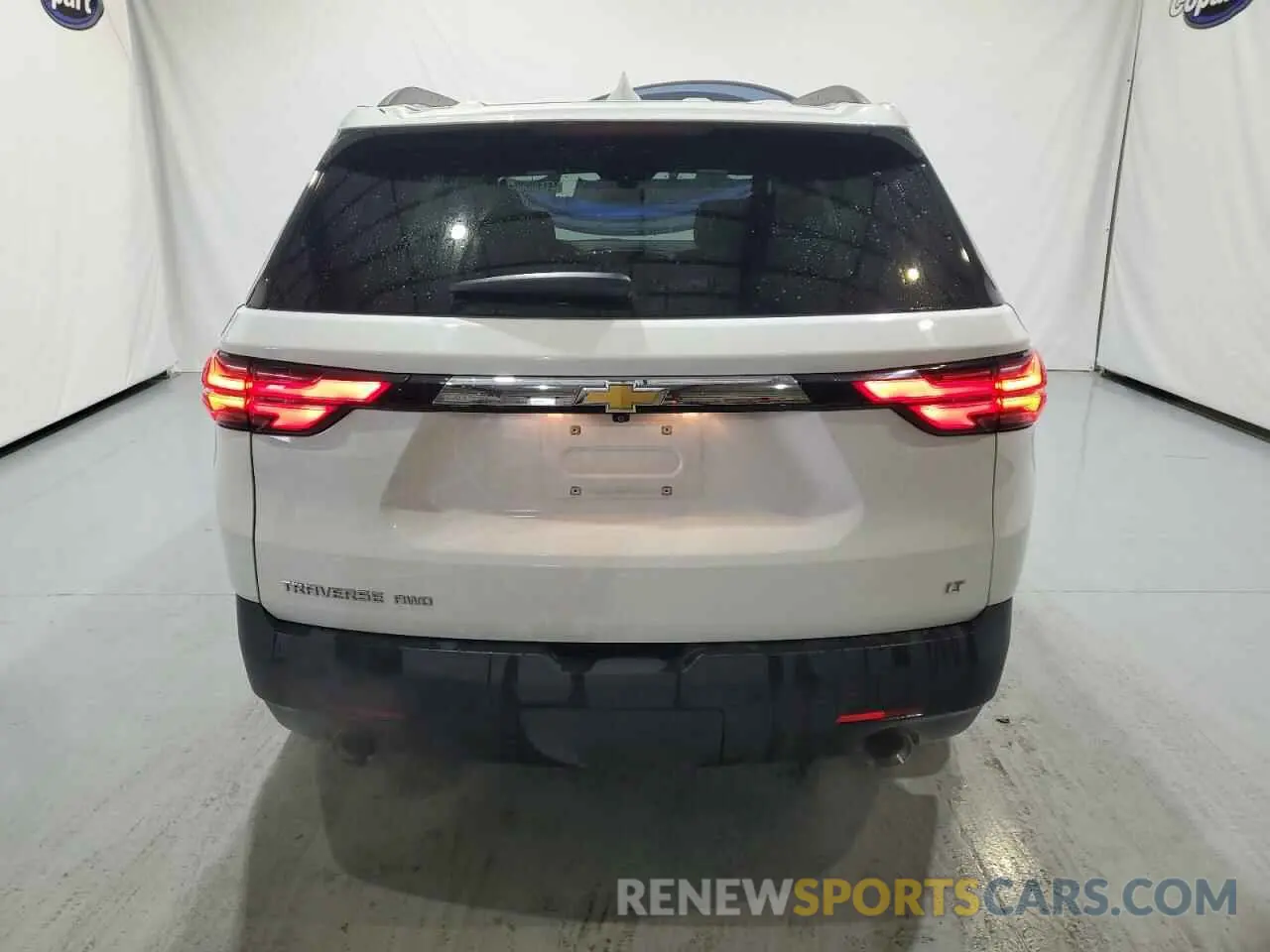 6 Photograph of a damaged car 1GNEVGKW1PJ141415 CHEVROLET TRAVERSE 2023