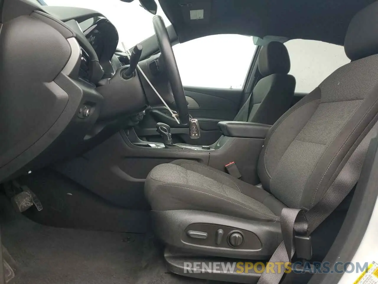 7 Photograph of a damaged car 1GNEVGKW1PJ141415 CHEVROLET TRAVERSE 2023