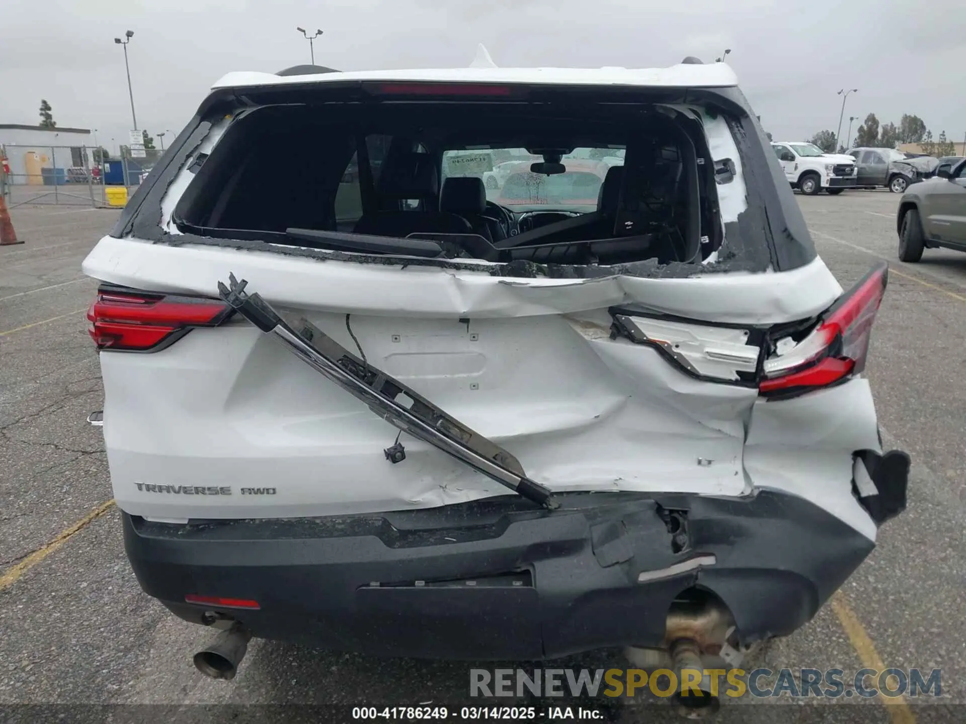 16 Photograph of a damaged car 1GNEVGKW1PJ180490 CHEVROLET TRAVERSE 2023