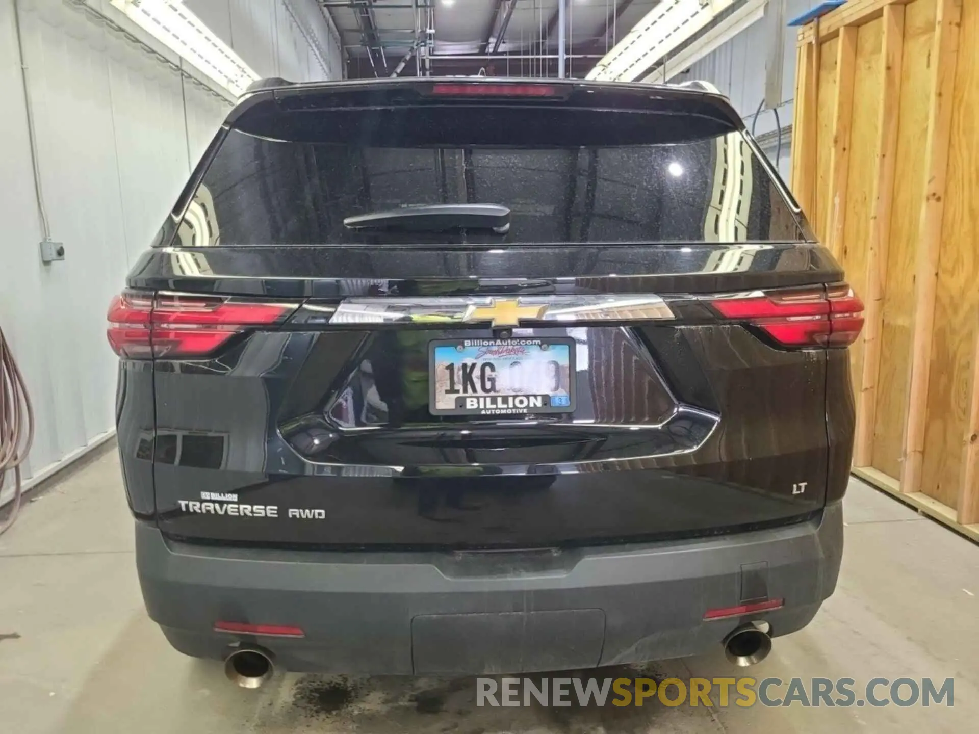 21 Photograph of a damaged car 1GNEVGKW1PJ242955 CHEVROLET TRAVERSE 2023