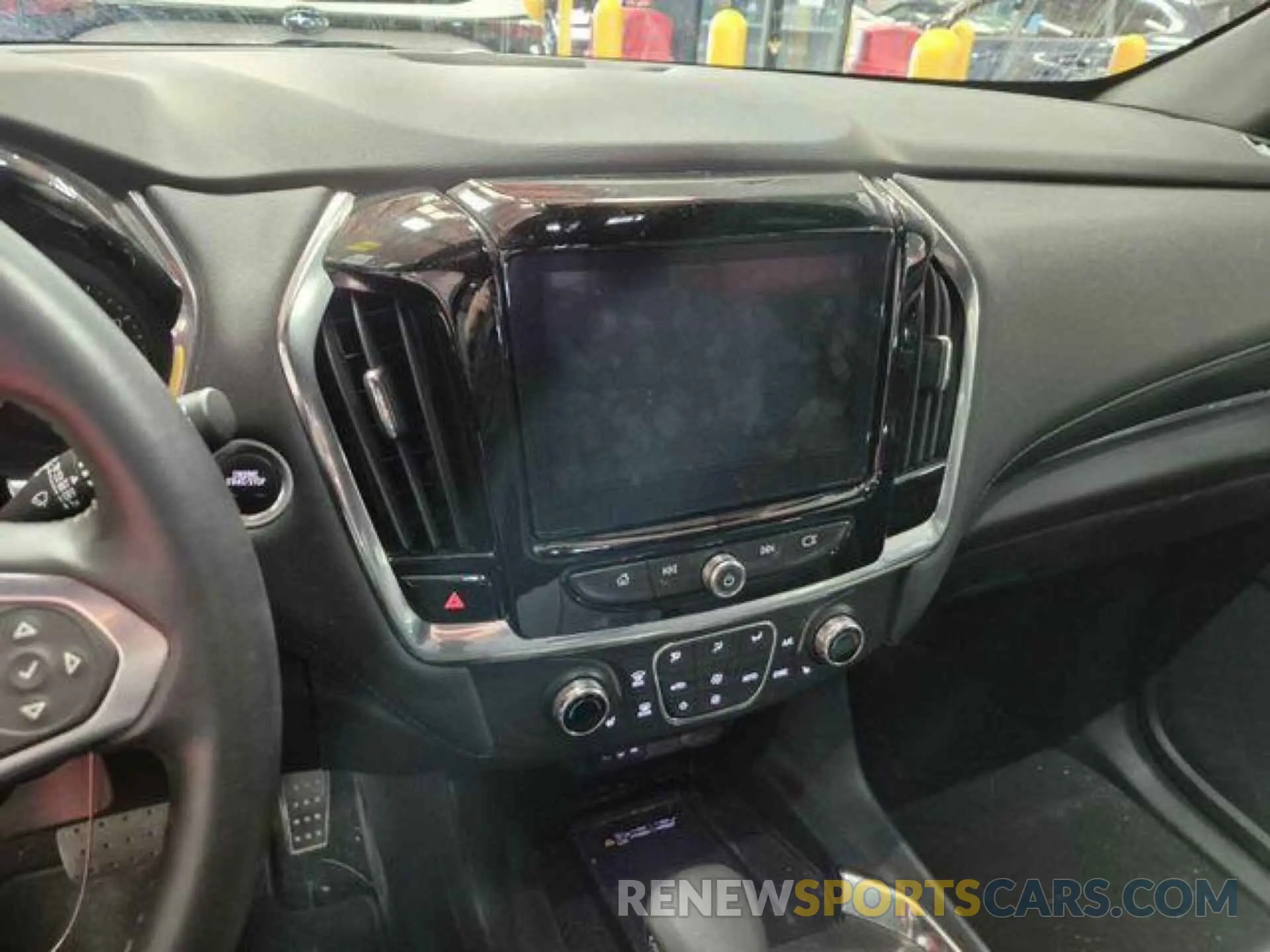 19 Photograph of a damaged car 1GNEVGKW1PJ293369 CHEVROLET TRAVERSE 2023