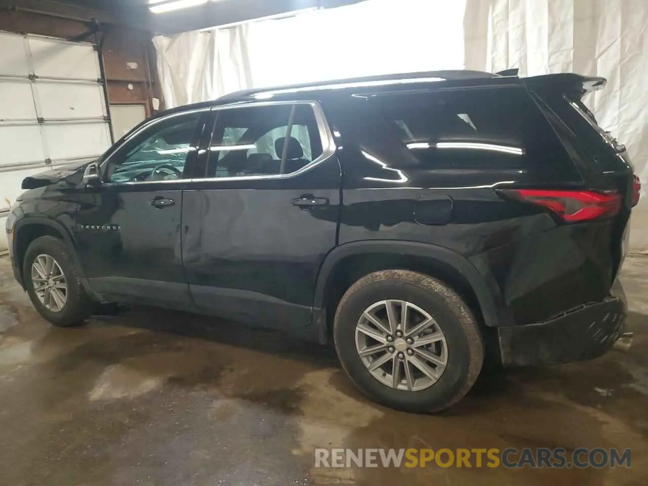2 Photograph of a damaged car 1GNEVGKW1PJ331246 CHEVROLET TRAVERSE 2023