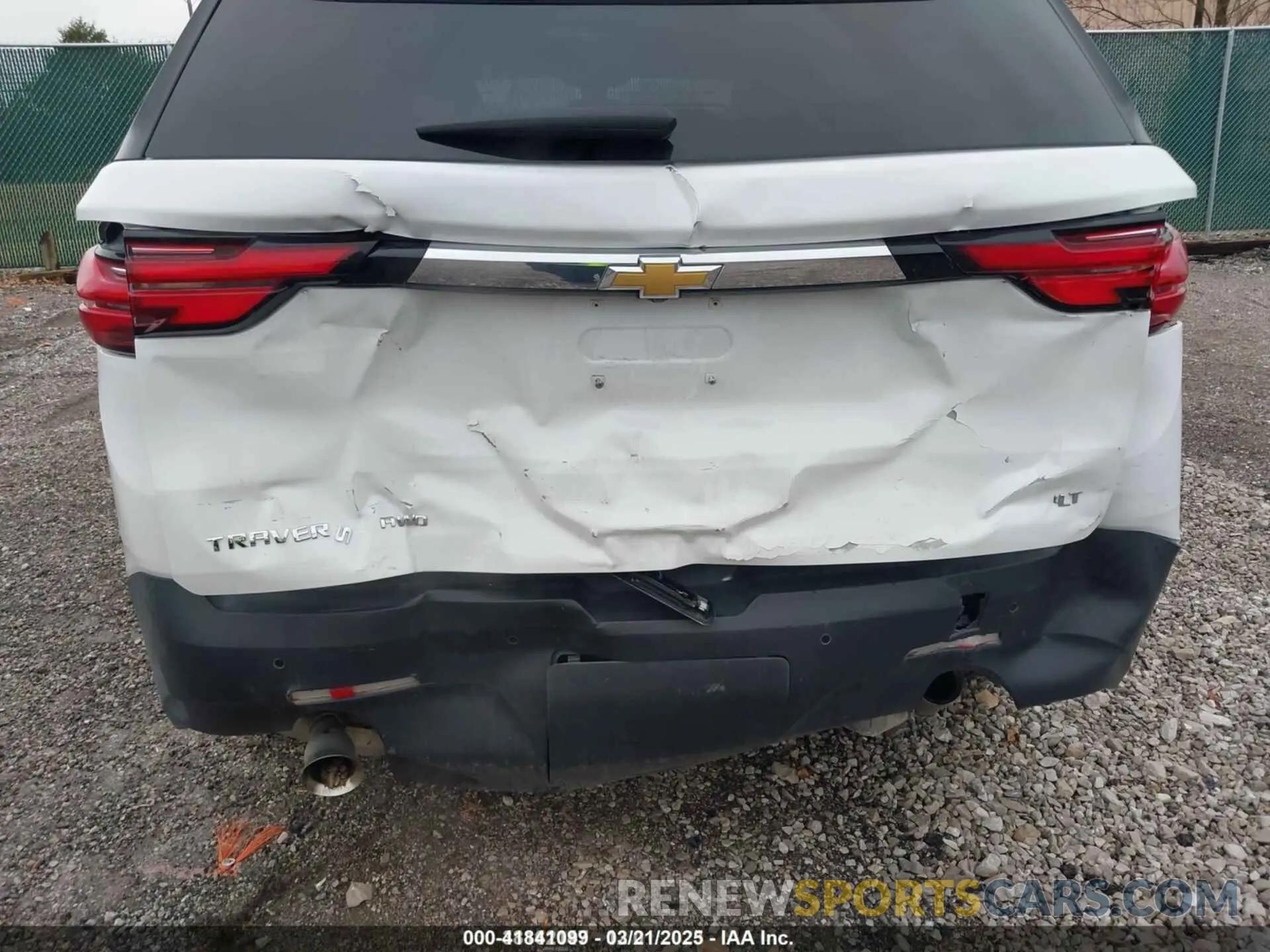 6 Photograph of a damaged car 1GNEVGKW2PJ135025 CHEVROLET TRAVERSE 2023