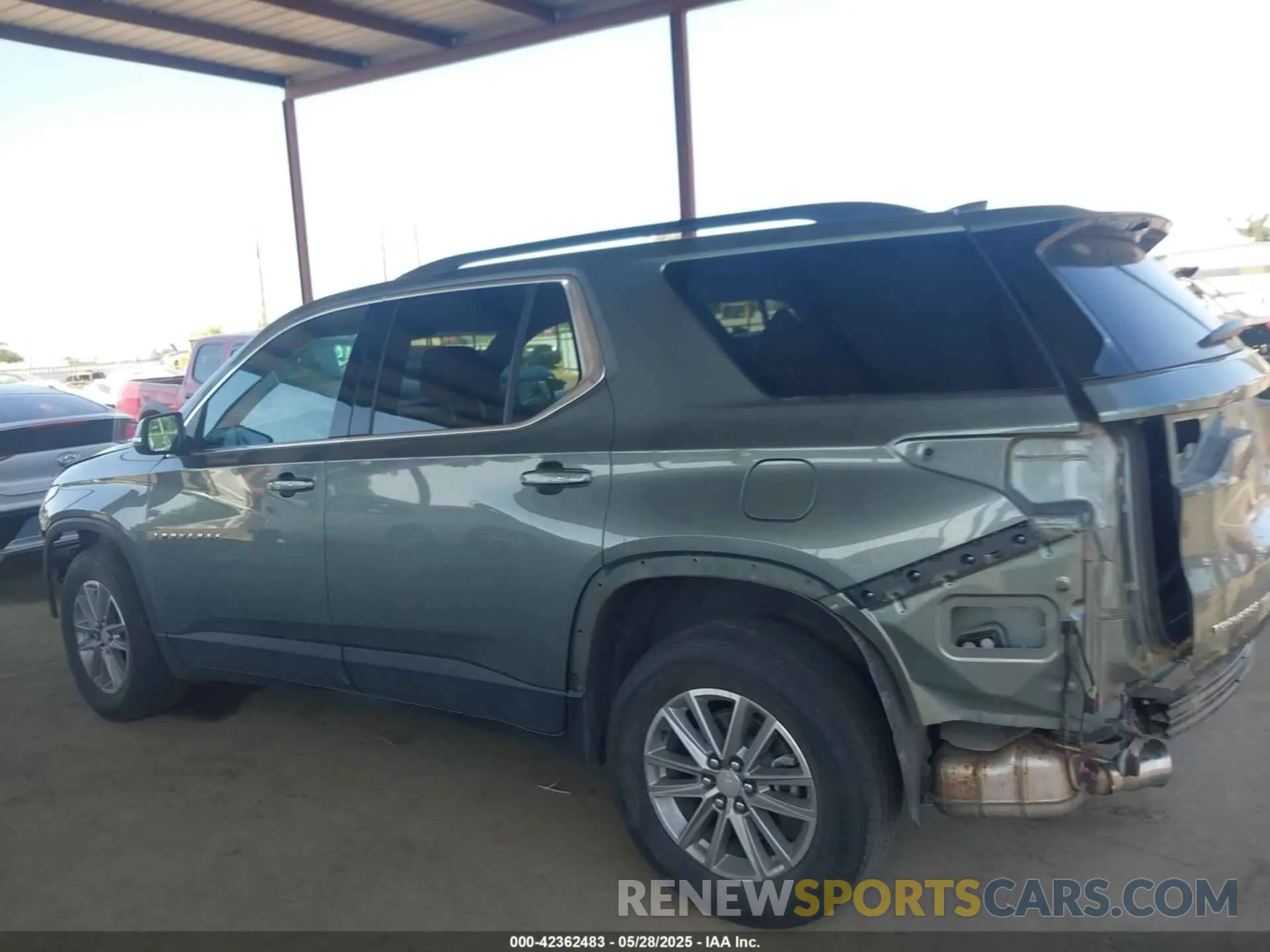 15 Photograph of a damaged car 1GNEVGKW2PJ149457 CHEVROLET TRAVERSE 2023