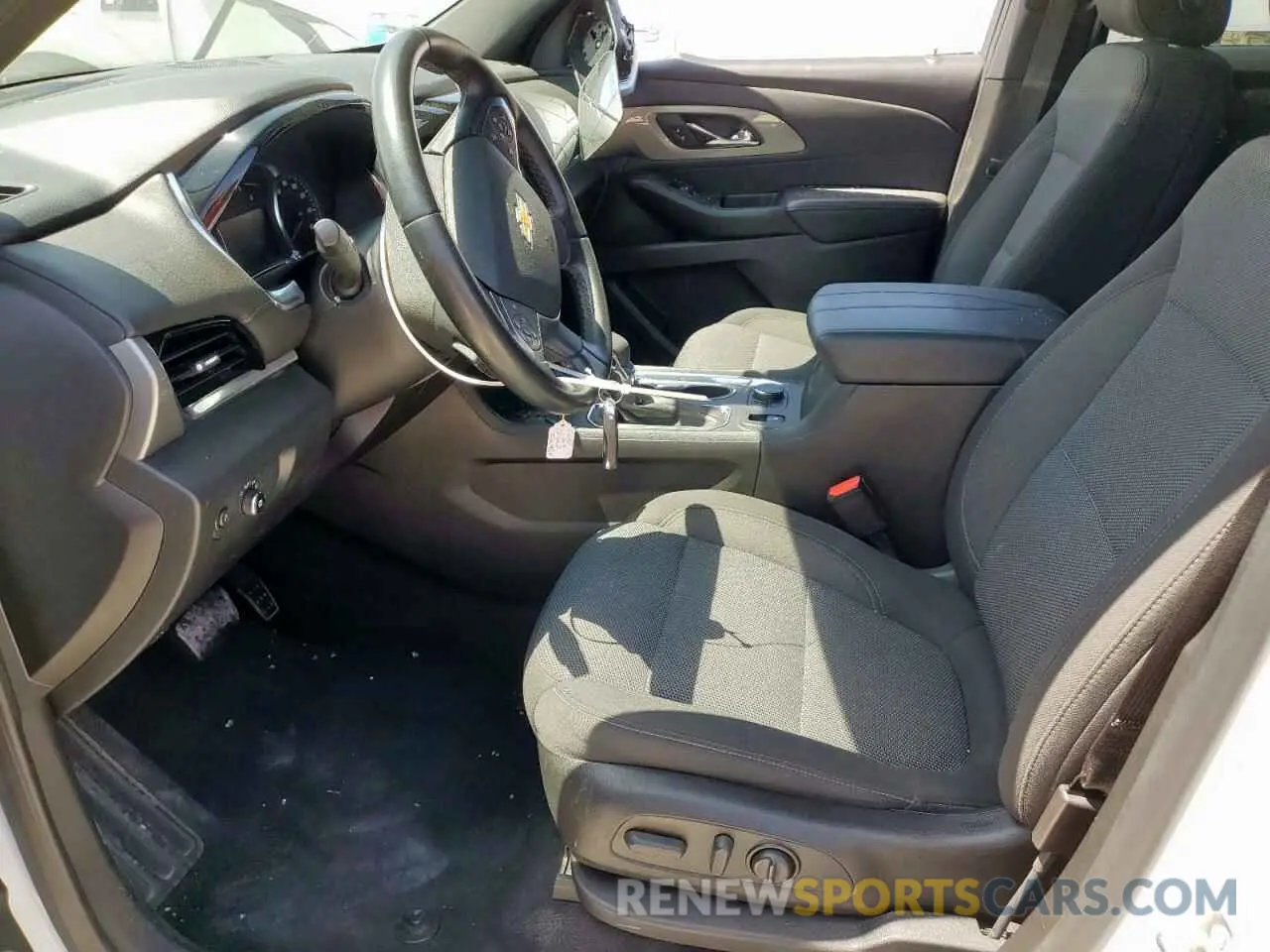 7 Photograph of a damaged car 1GNEVGKW2PJ168526 CHEVROLET TRAVERSE 2023