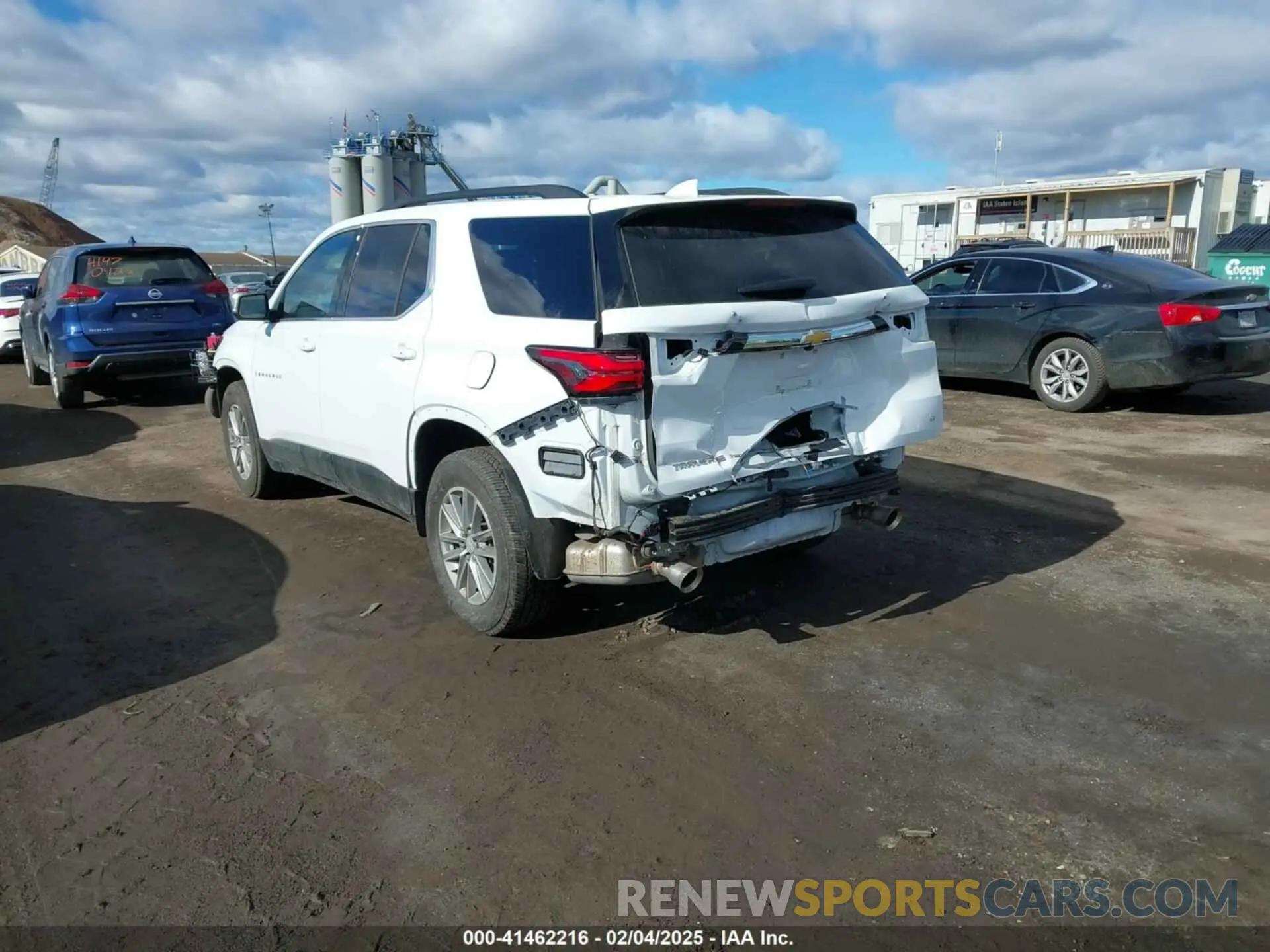 3 Photograph of a damaged car 1GNEVGKW3PJ224425 CHEVROLET TRAVERSE 2023