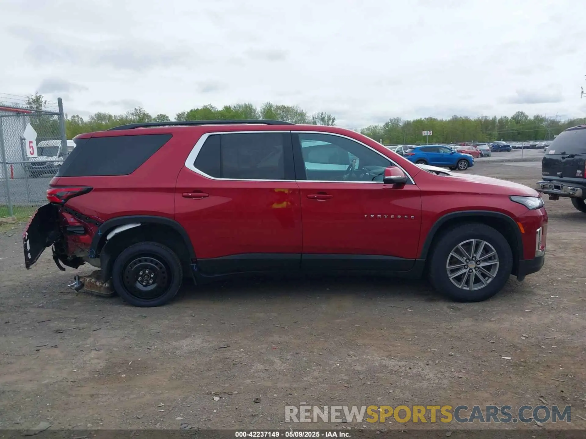 12 Photograph of a damaged car 1GNEVGKW4PJ277991 CHEVROLET TRAVERSE 2023