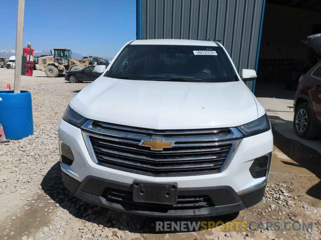 5 Photograph of a damaged car 1GNEVGKW5PJ156855 CHEVROLET TRAVERSE 2023