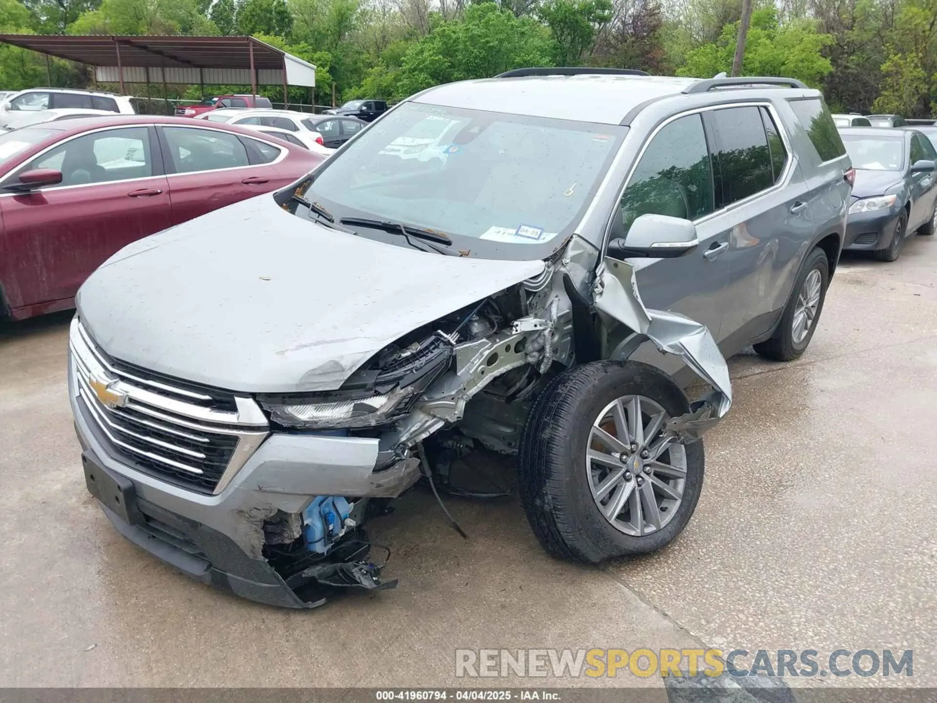 2 Photograph of a damaged car 1GNEVGKW5PJ243297 CHEVROLET TRAVERSE 2023