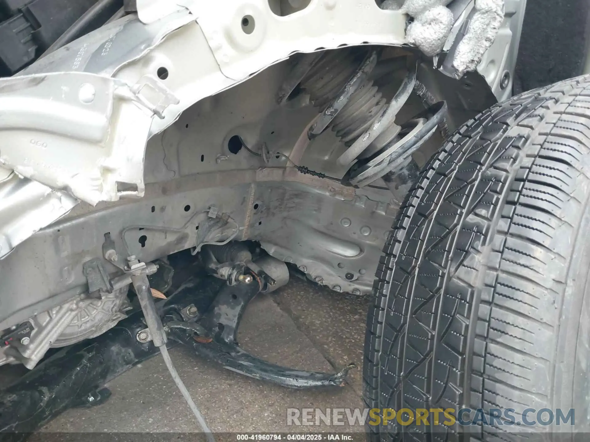 6 Photograph of a damaged car 1GNEVGKW5PJ243297 CHEVROLET TRAVERSE 2023